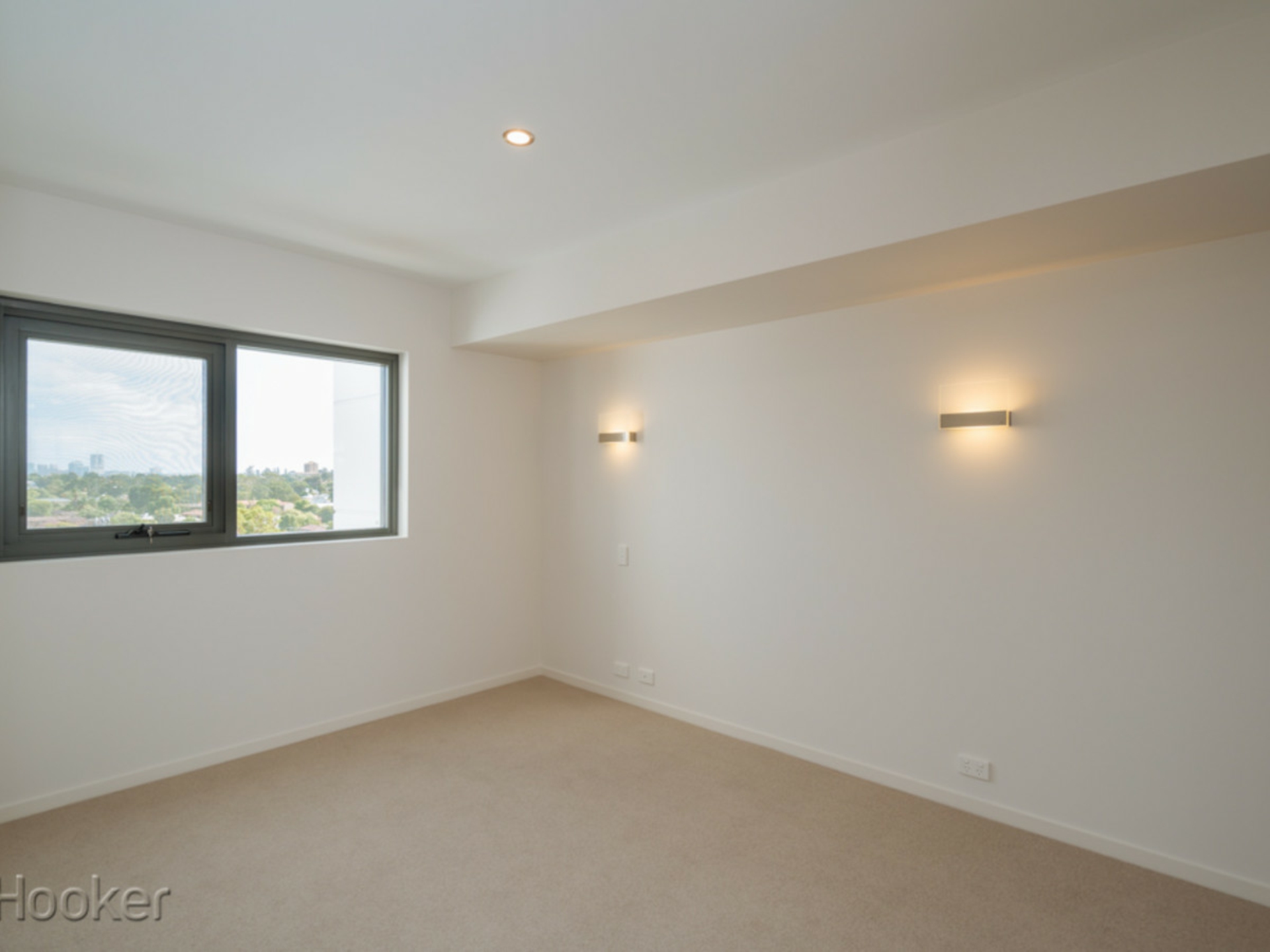 148/2 Tenth Avenue, MAYLANDS