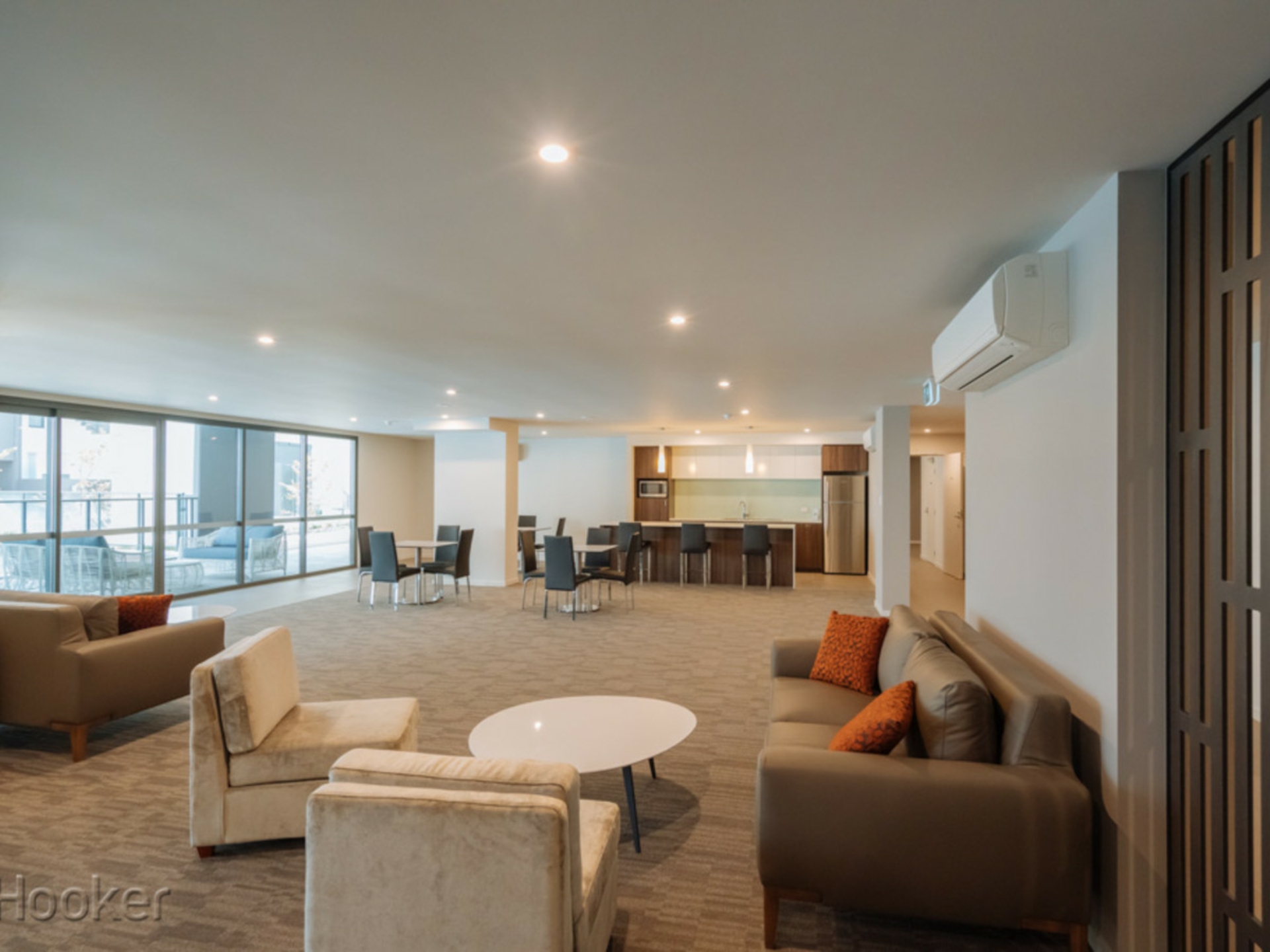 148/2 Tenth Avenue, MAYLANDS