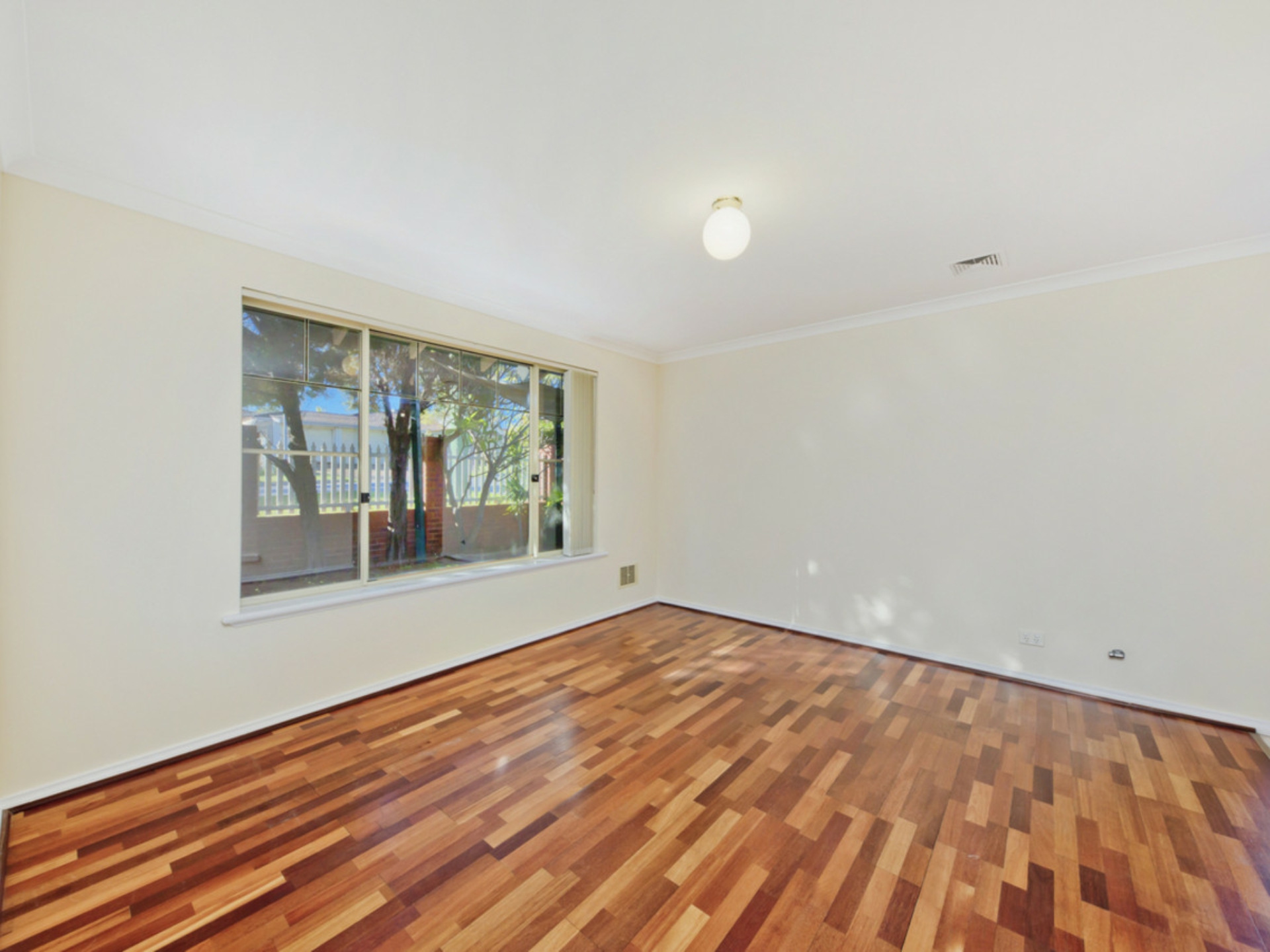 1/37 Croydon Avenue, YOKINE