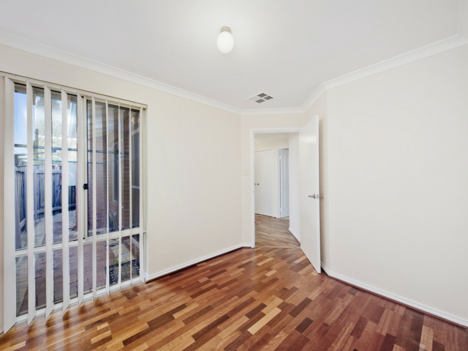 1/37 Croydon Avenue, YOKINE