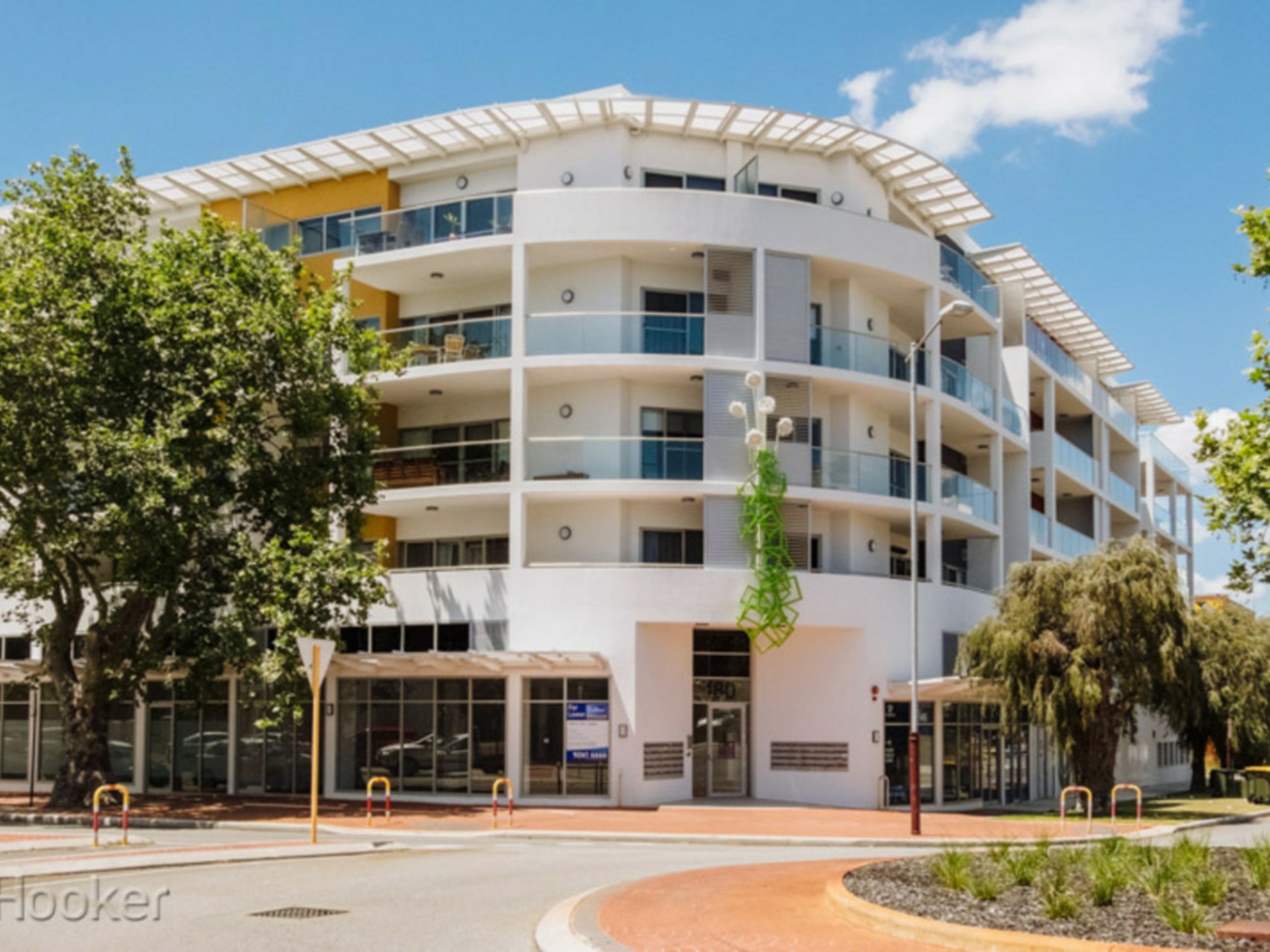 1/180 Stirling Street, PERTH