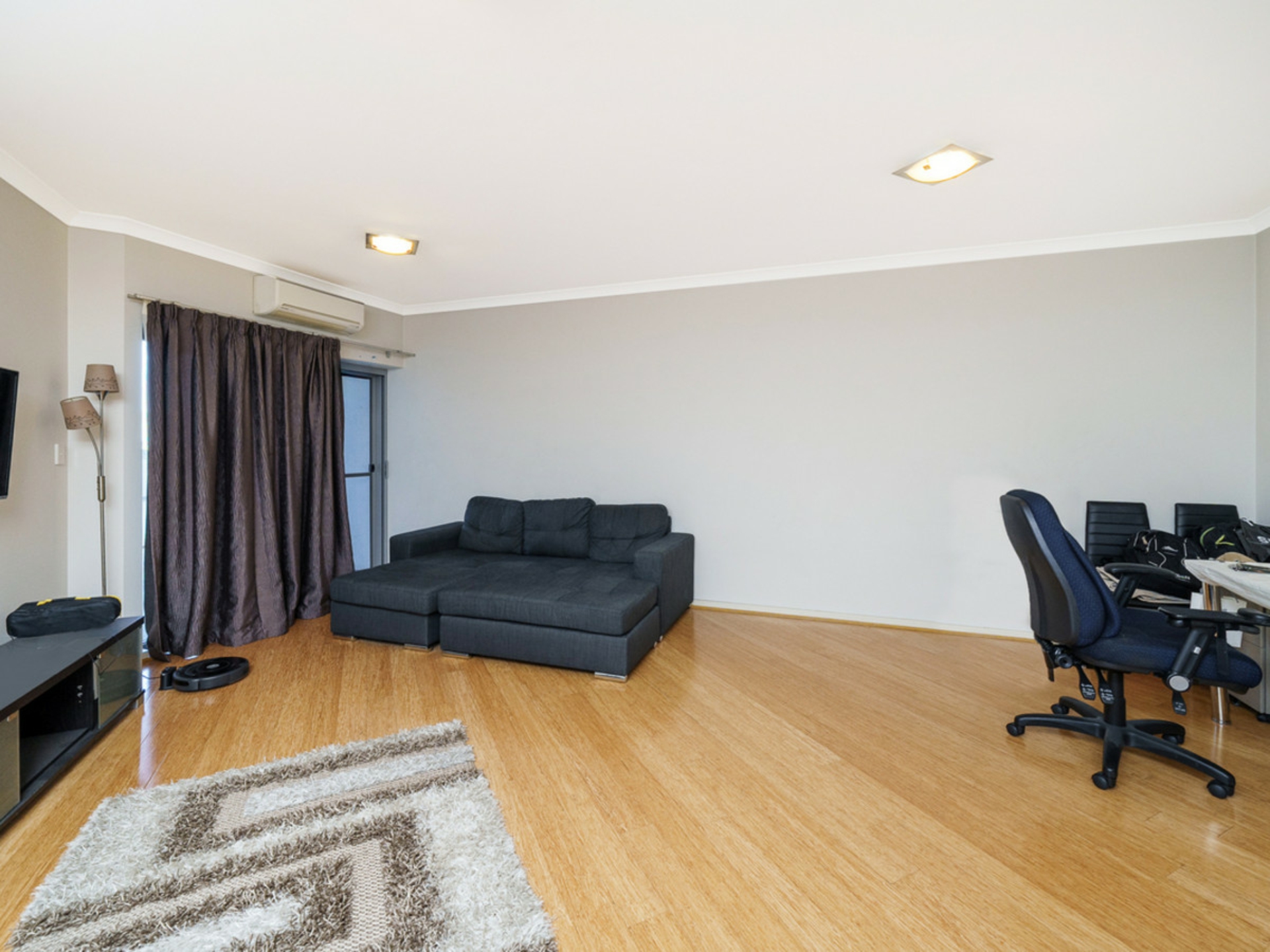 1/180 Stirling Street, PERTH