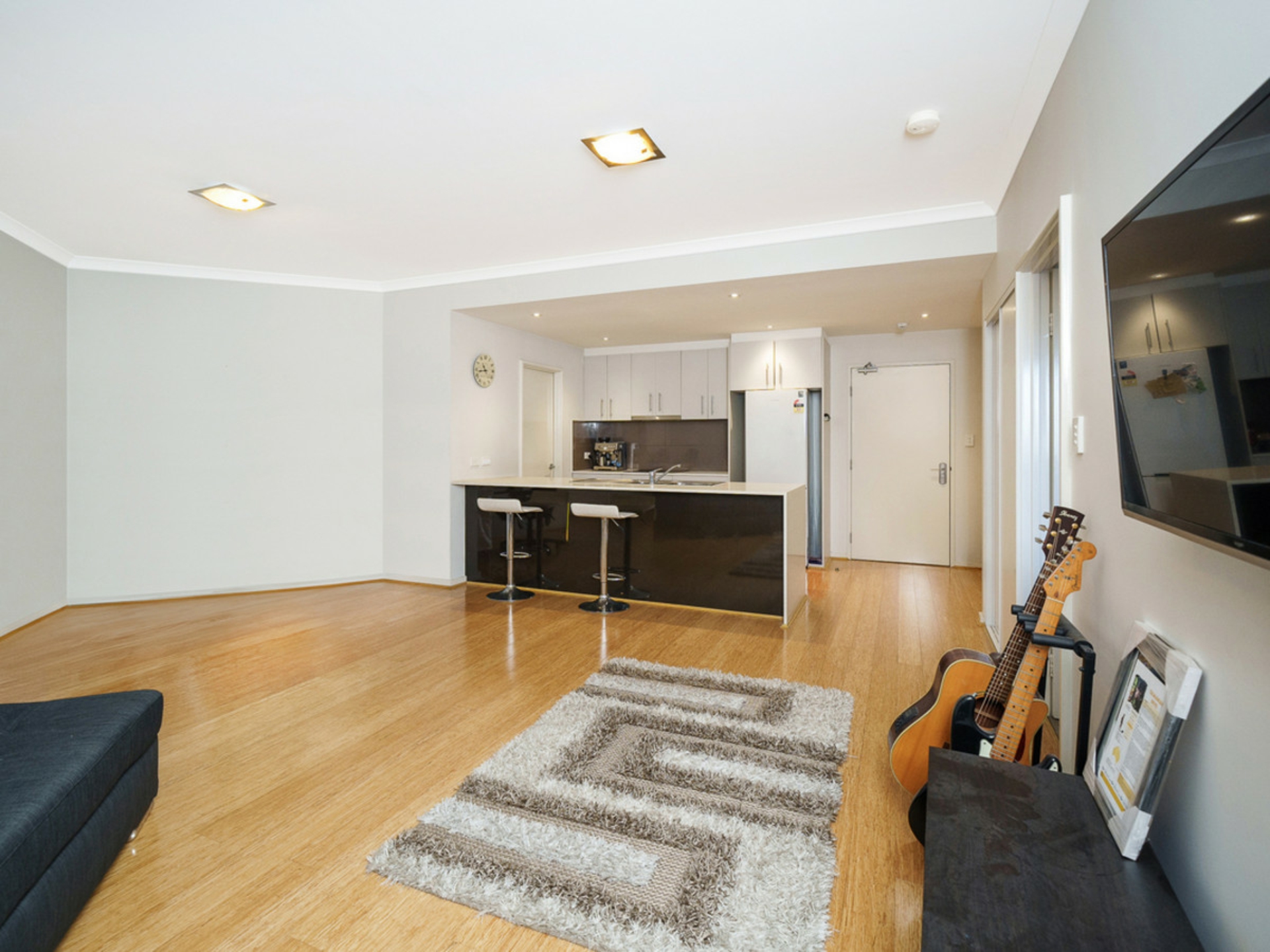 1/180 Stirling Street, PERTH