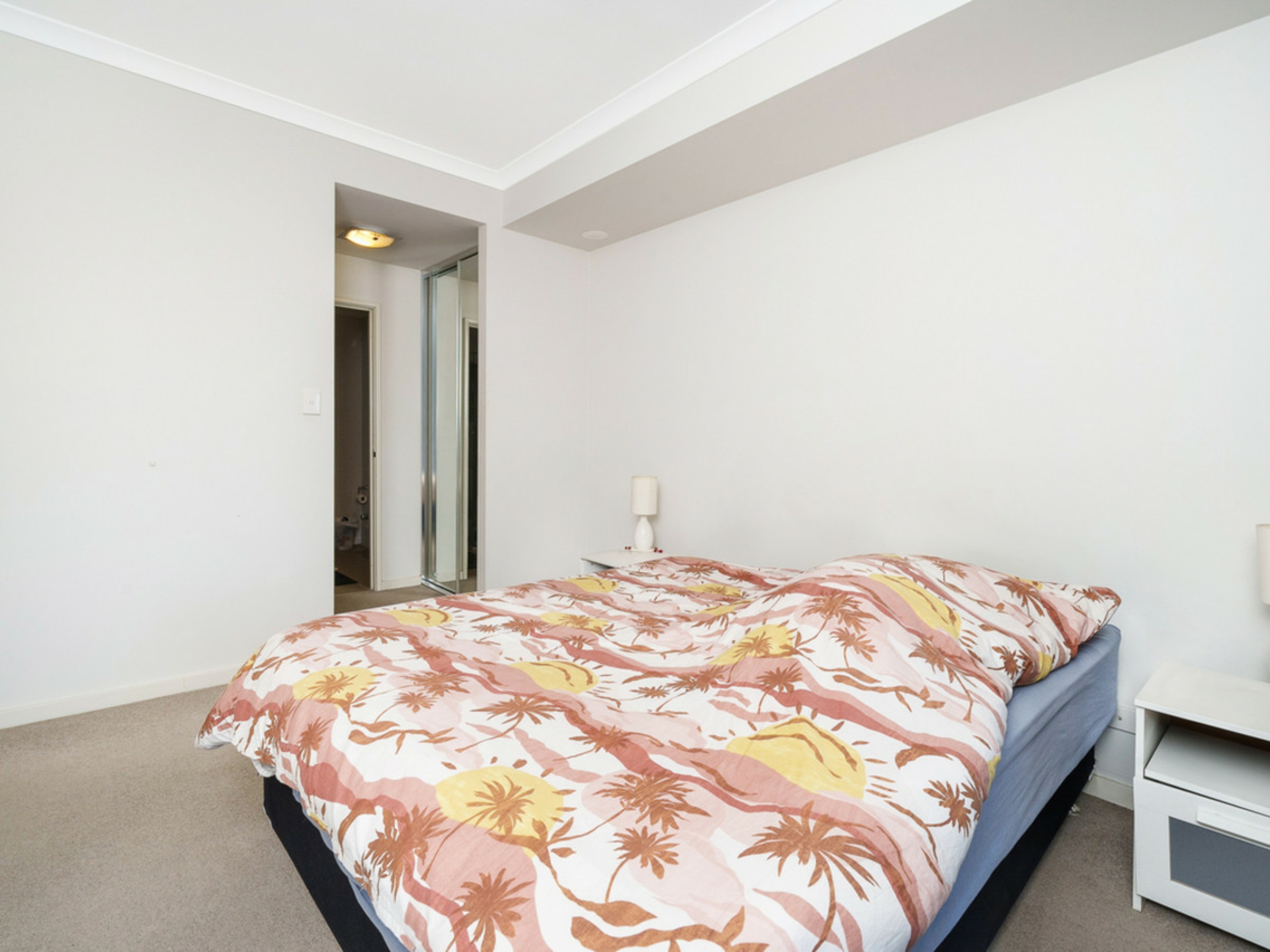 1/180 Stirling Street, PERTH