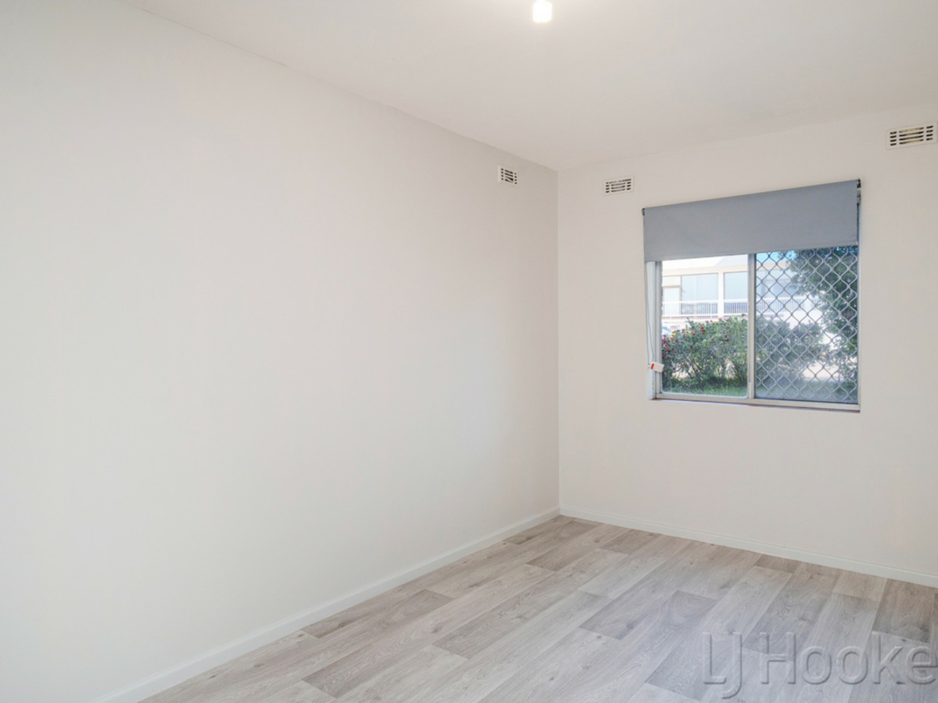 1/16 Cambridge Street, WEST LEEDERVILLE