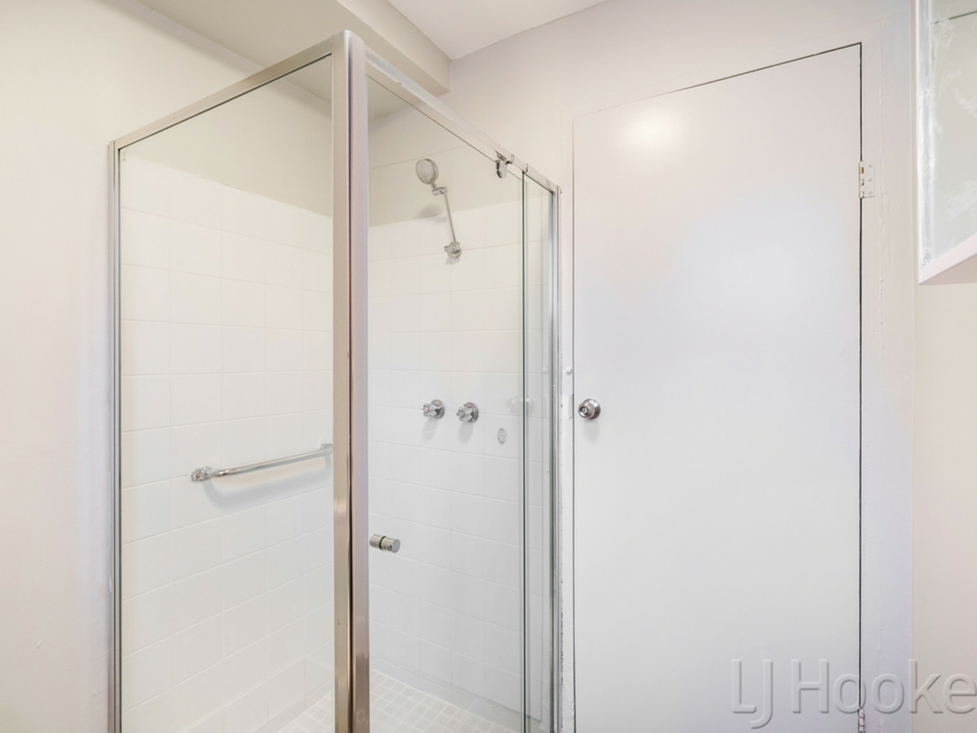 1/16 Cambridge Street, WEST LEEDERVILLE