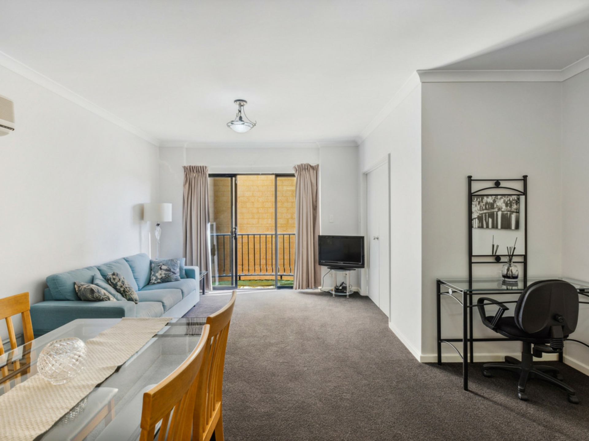 12/11 Regal Place, EAST PERTH