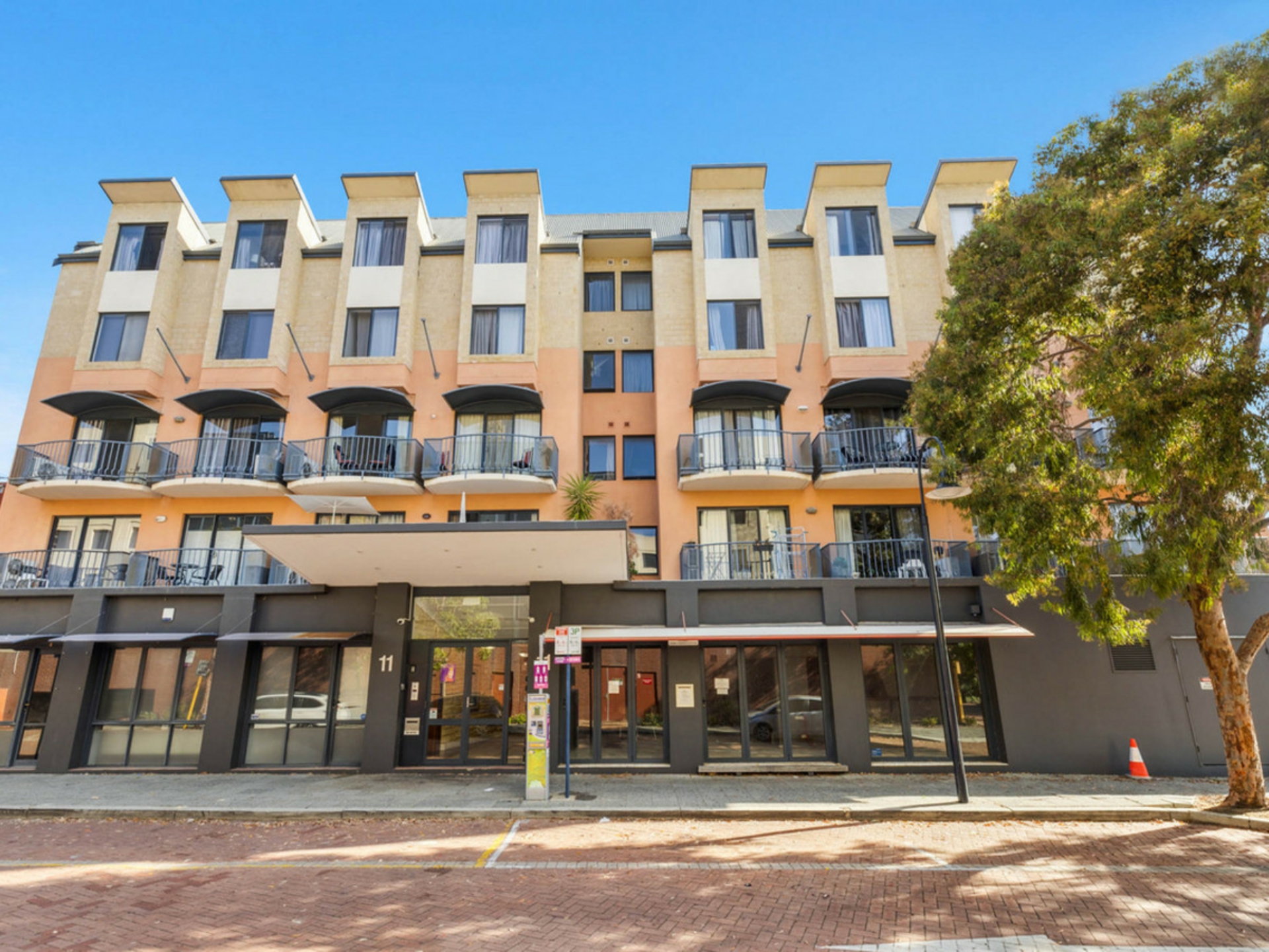 12/11 Regal Place, EAST PERTH
