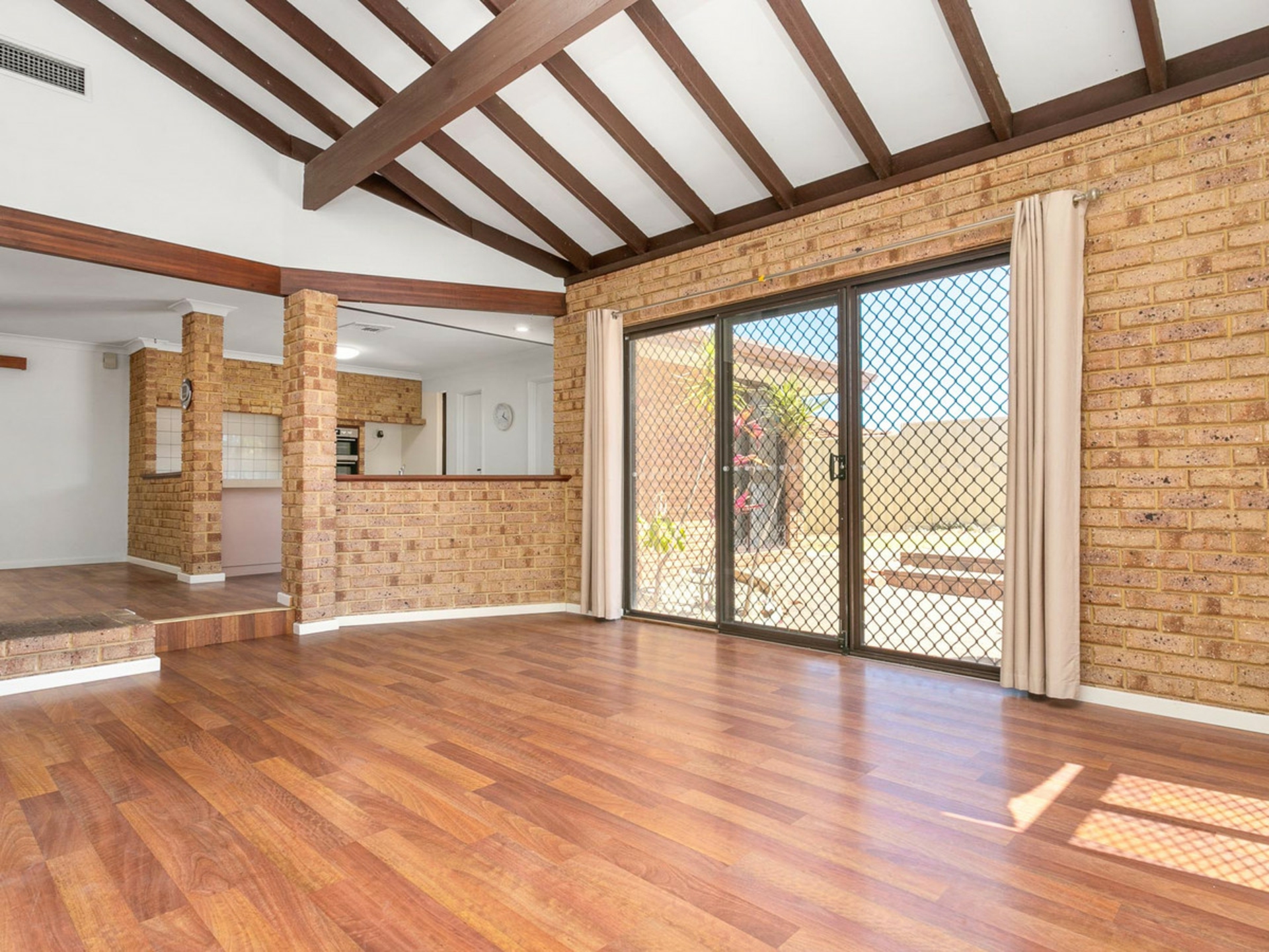 59 Highclere Boulevard, MARANGAROO