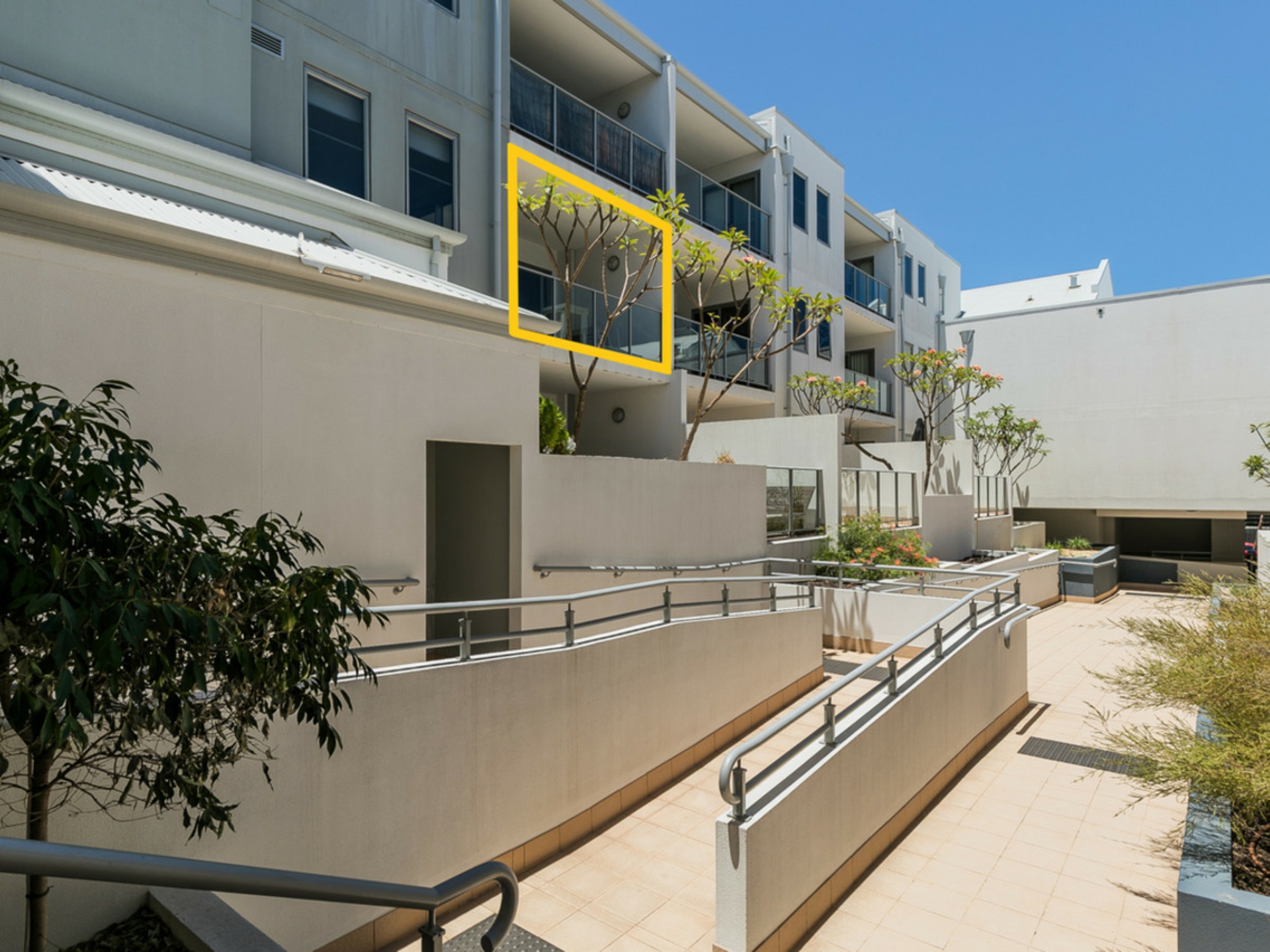 34/154-156 Newcastle Street, PERTH