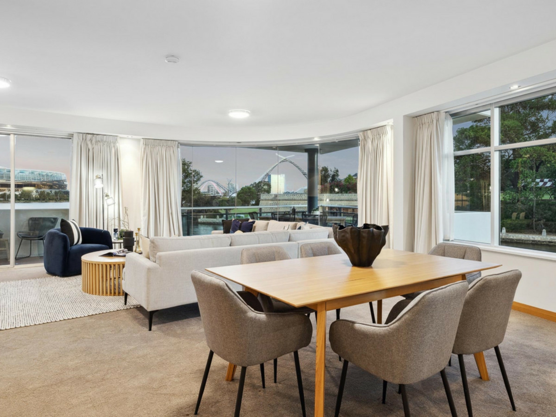 2/1 Henry Lawson Walk, EAST PERTH
