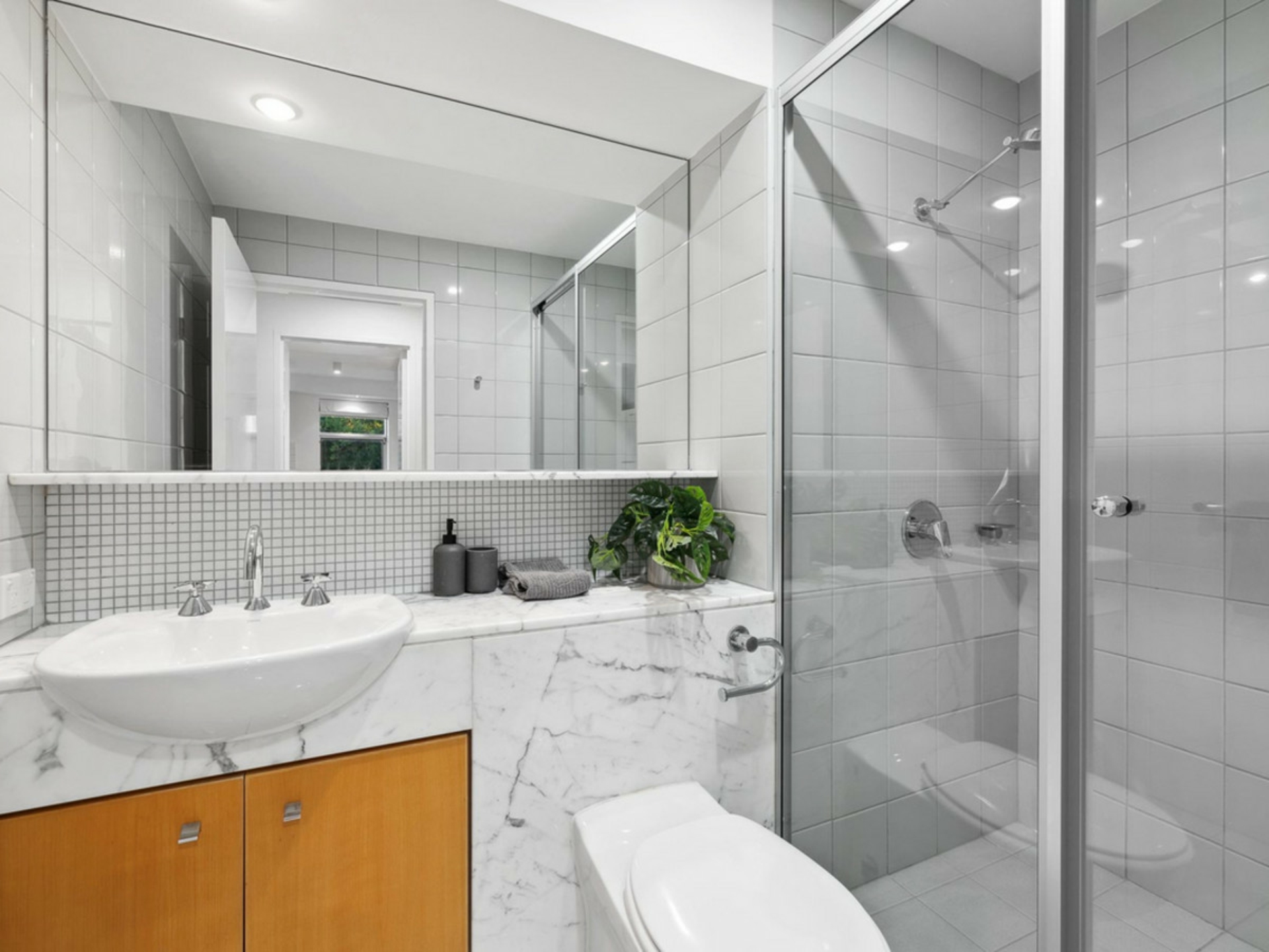 2/1 Henry Lawson Walk, EAST PERTH
