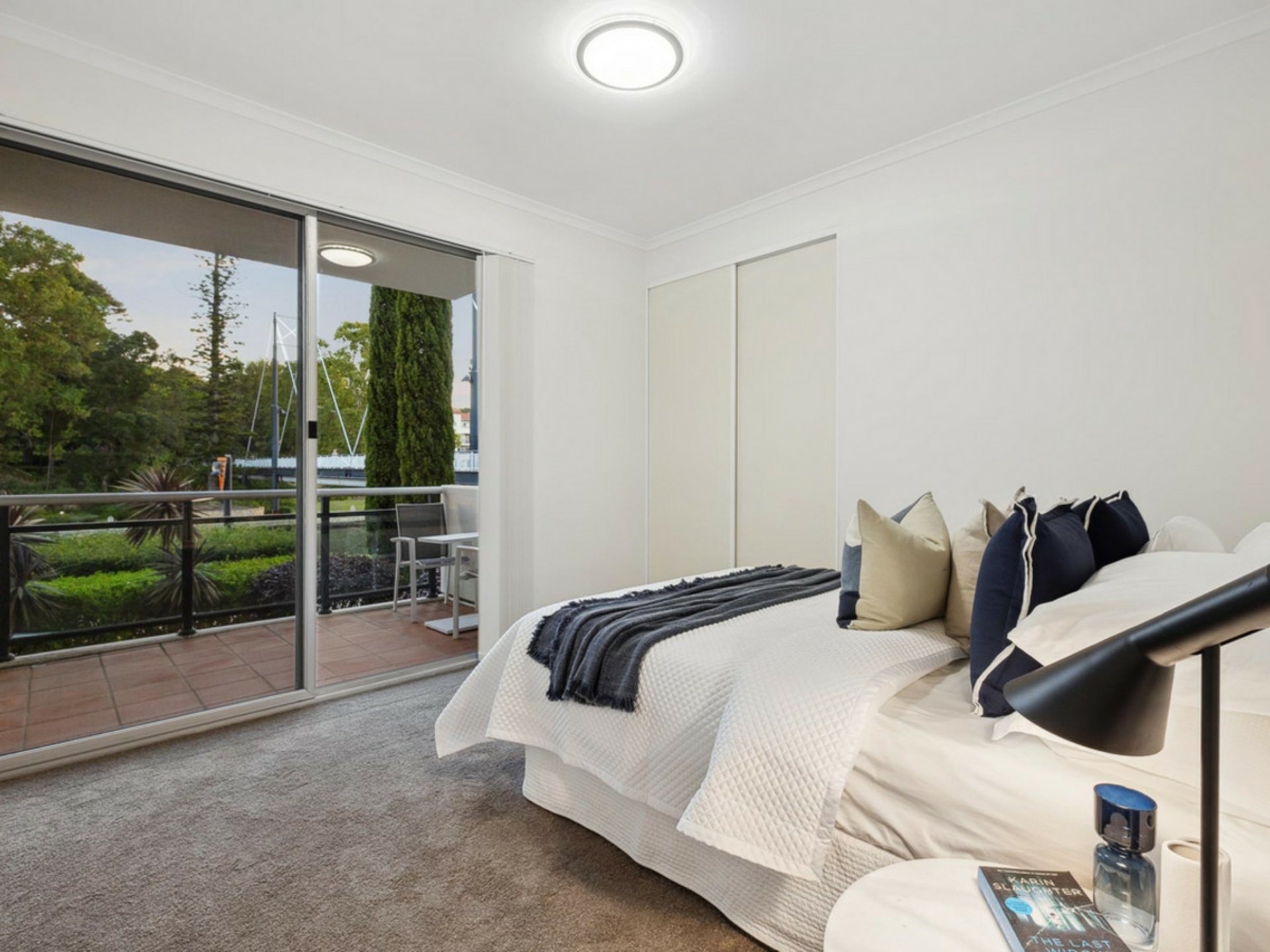 2/1 Henry Lawson Walk, EAST PERTH