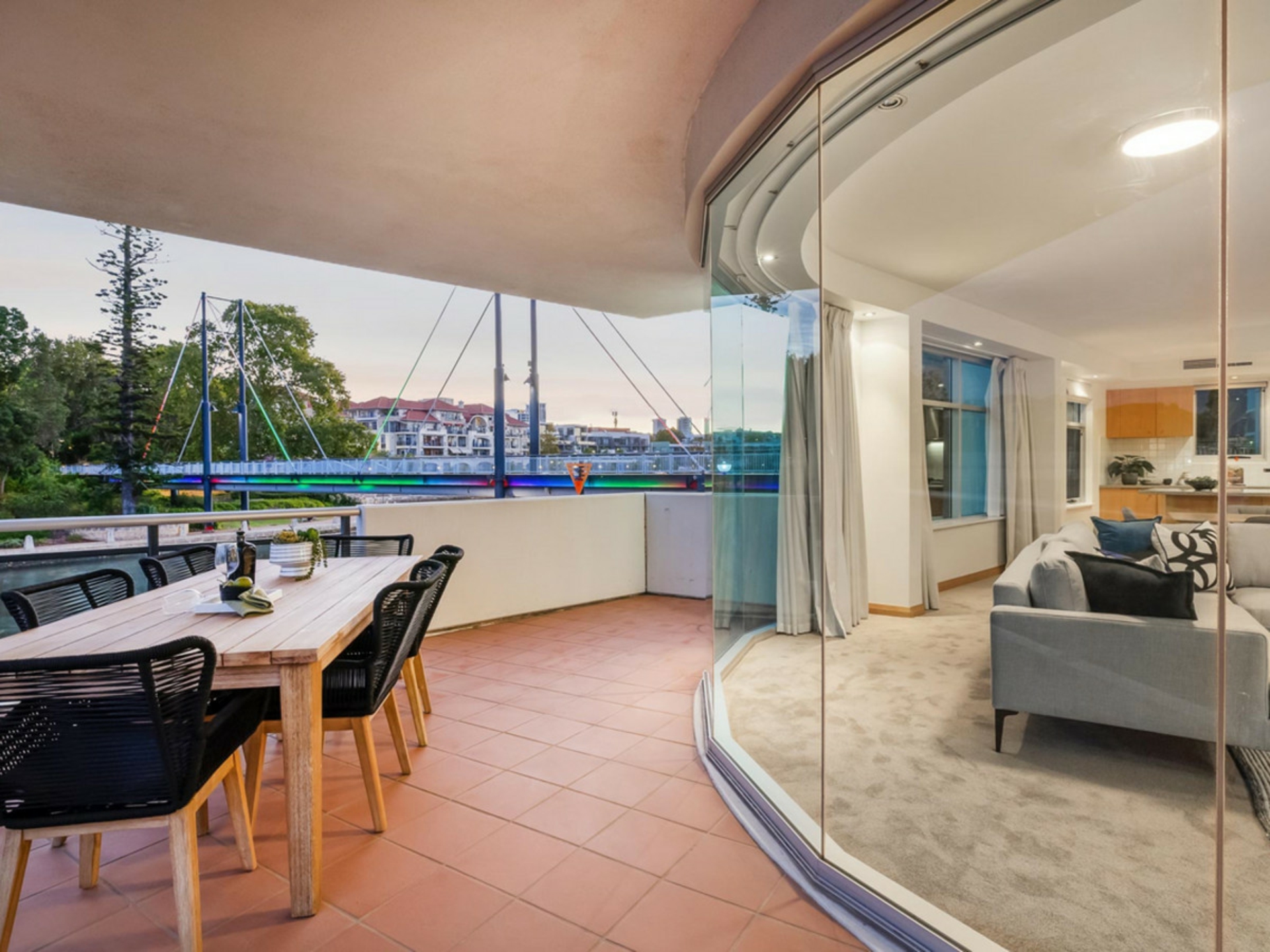 2/1 Henry Lawson Walk, EAST PERTH