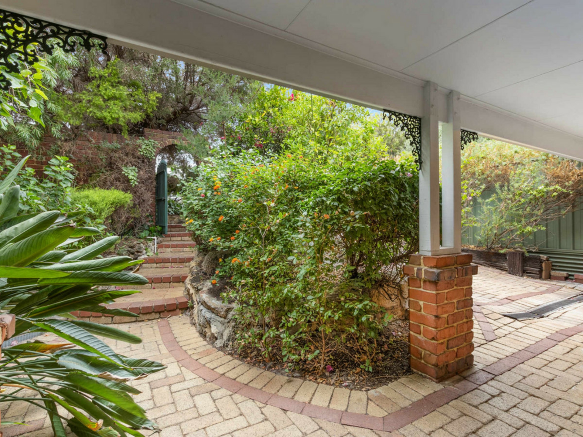 1a Grand Promenade Bayswater WA Property Details LJ Hooker