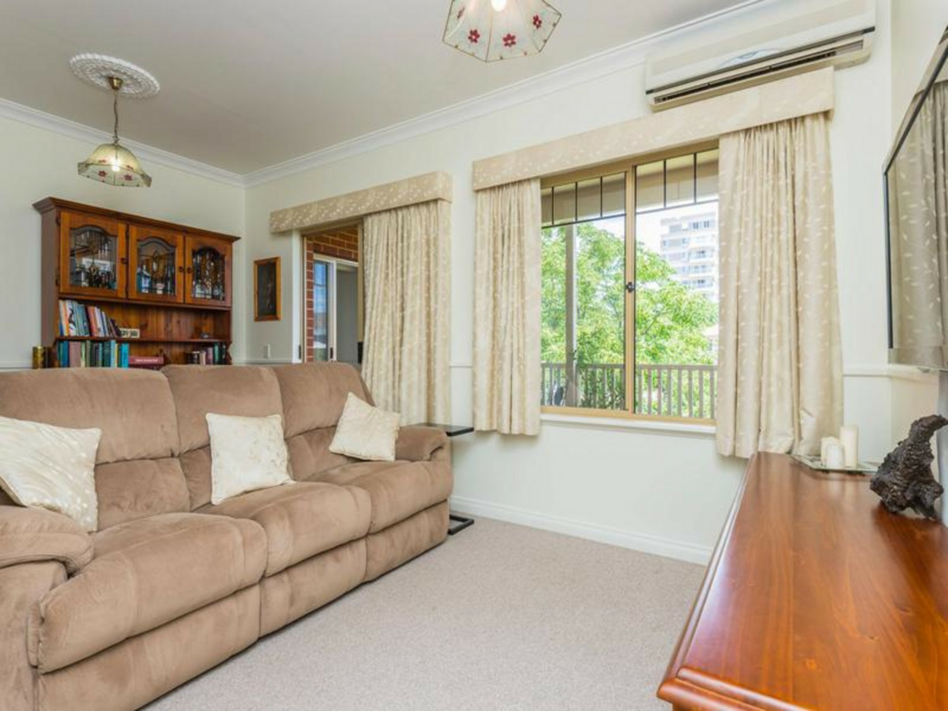 21/48 Wellington Street — photo 4 of 20