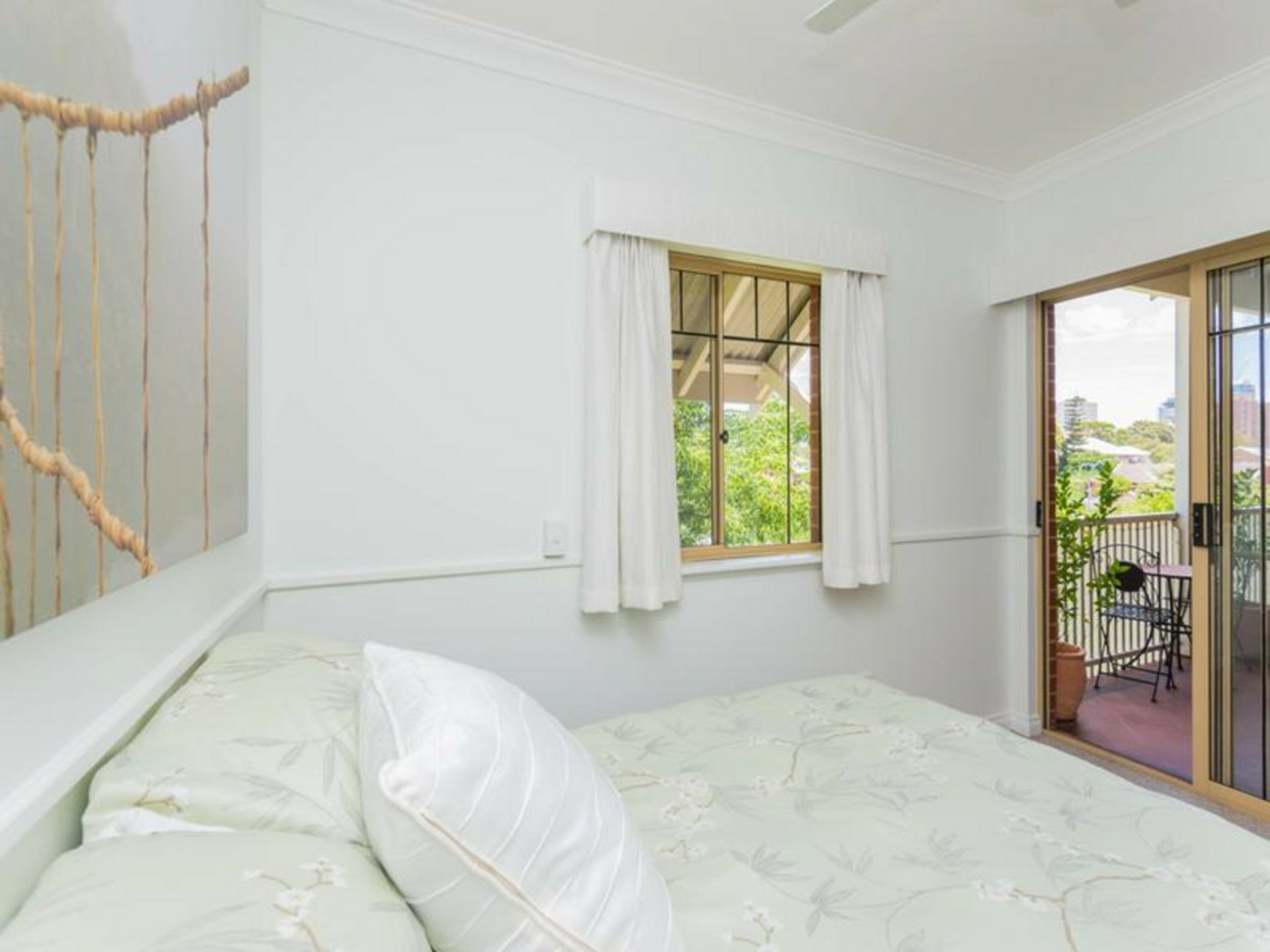21/48 Wellington Street — photo 13 of 20
