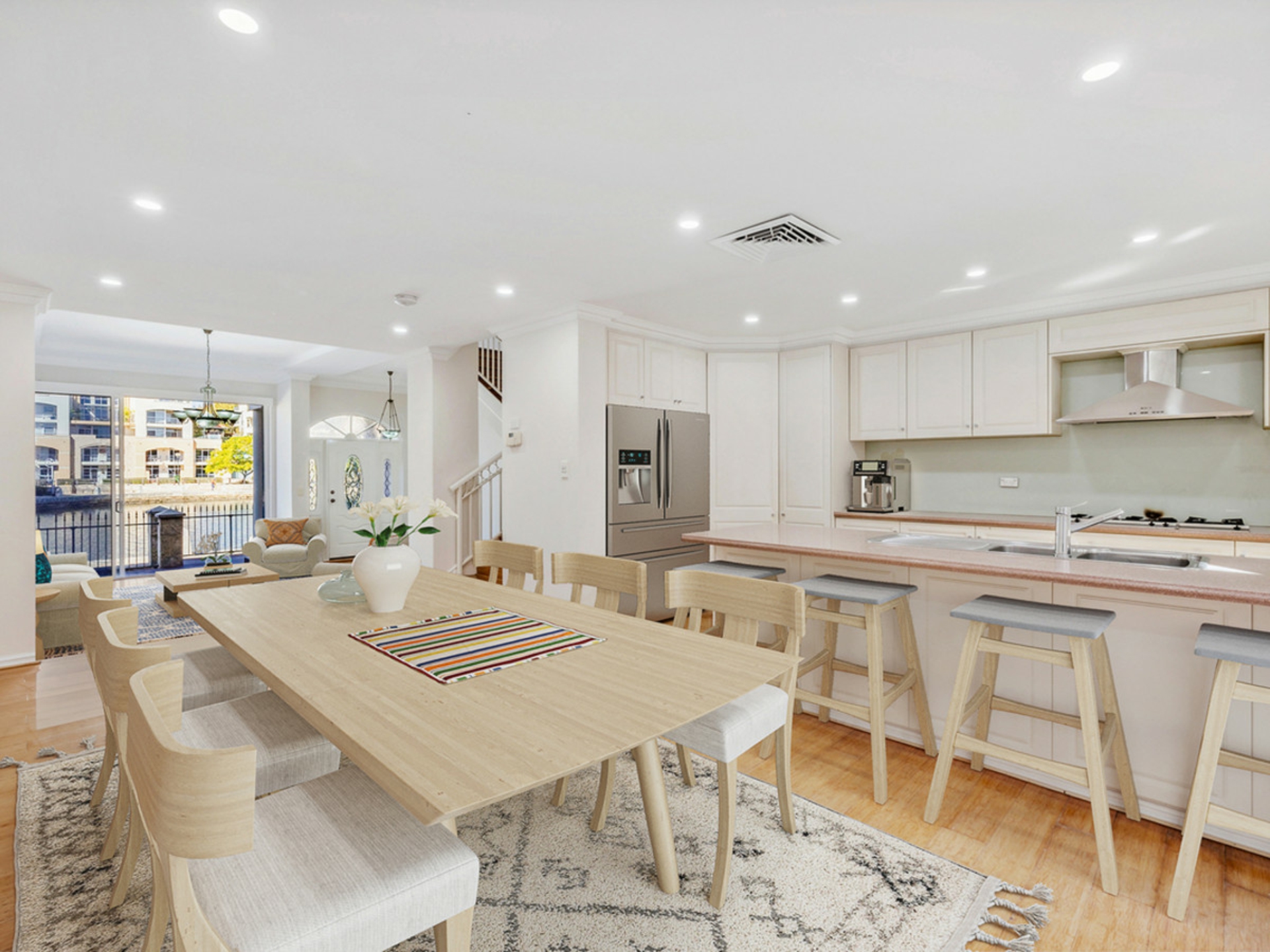 16 Henry Lawson Walk, EAST PERTH