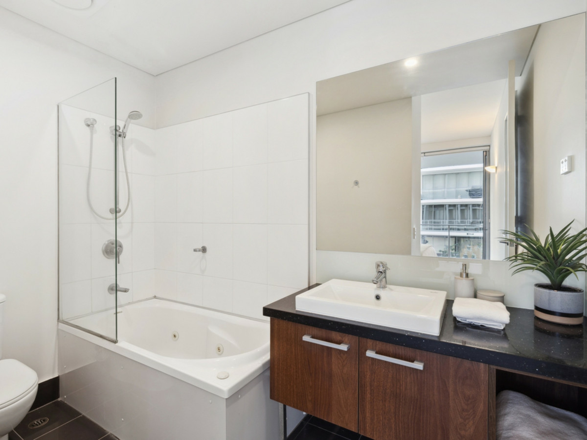 33/149-151 Adelaide Terrace, EAST PERTH