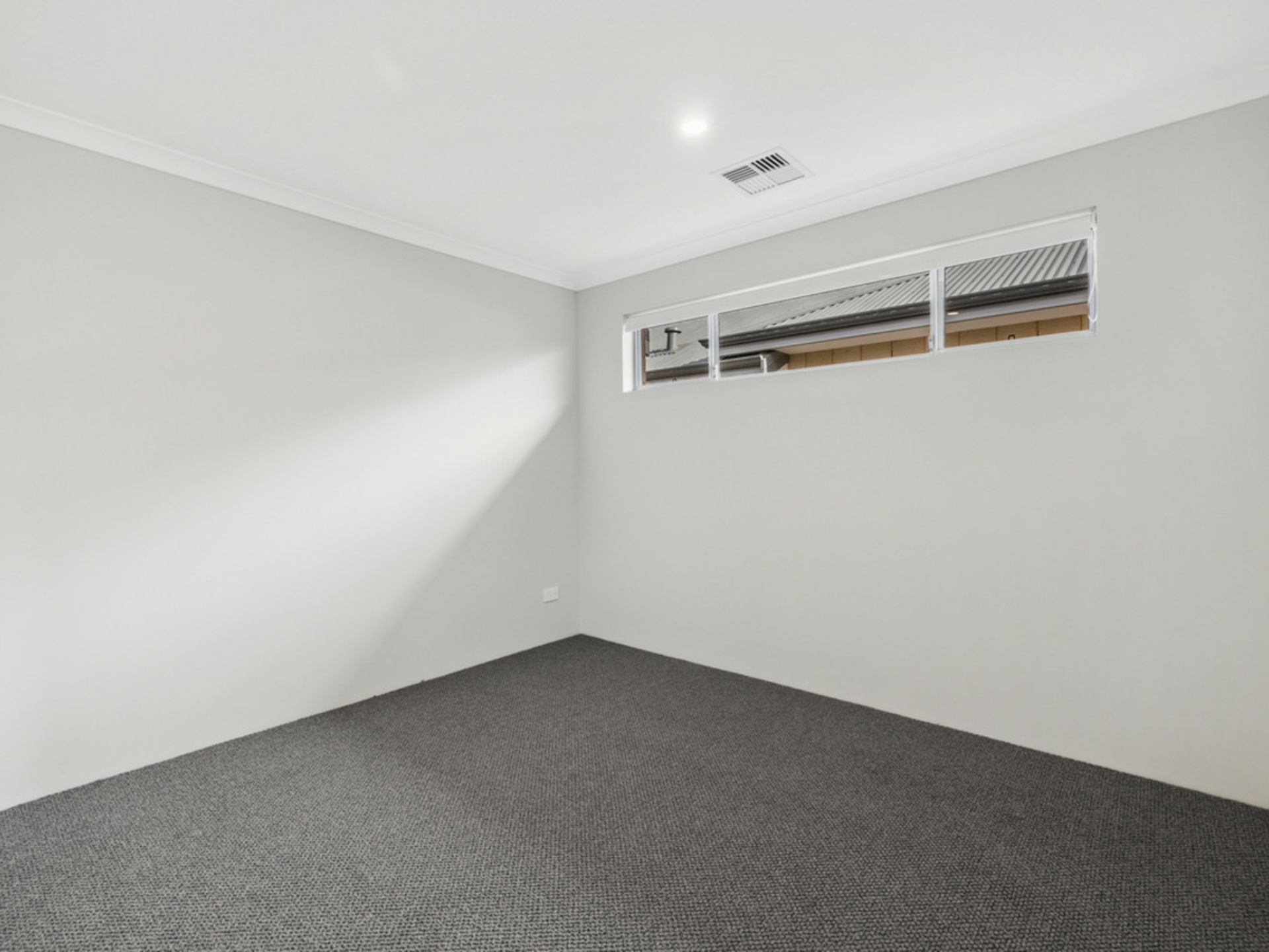 5 Negri Close, SOUTH GUILDFORD