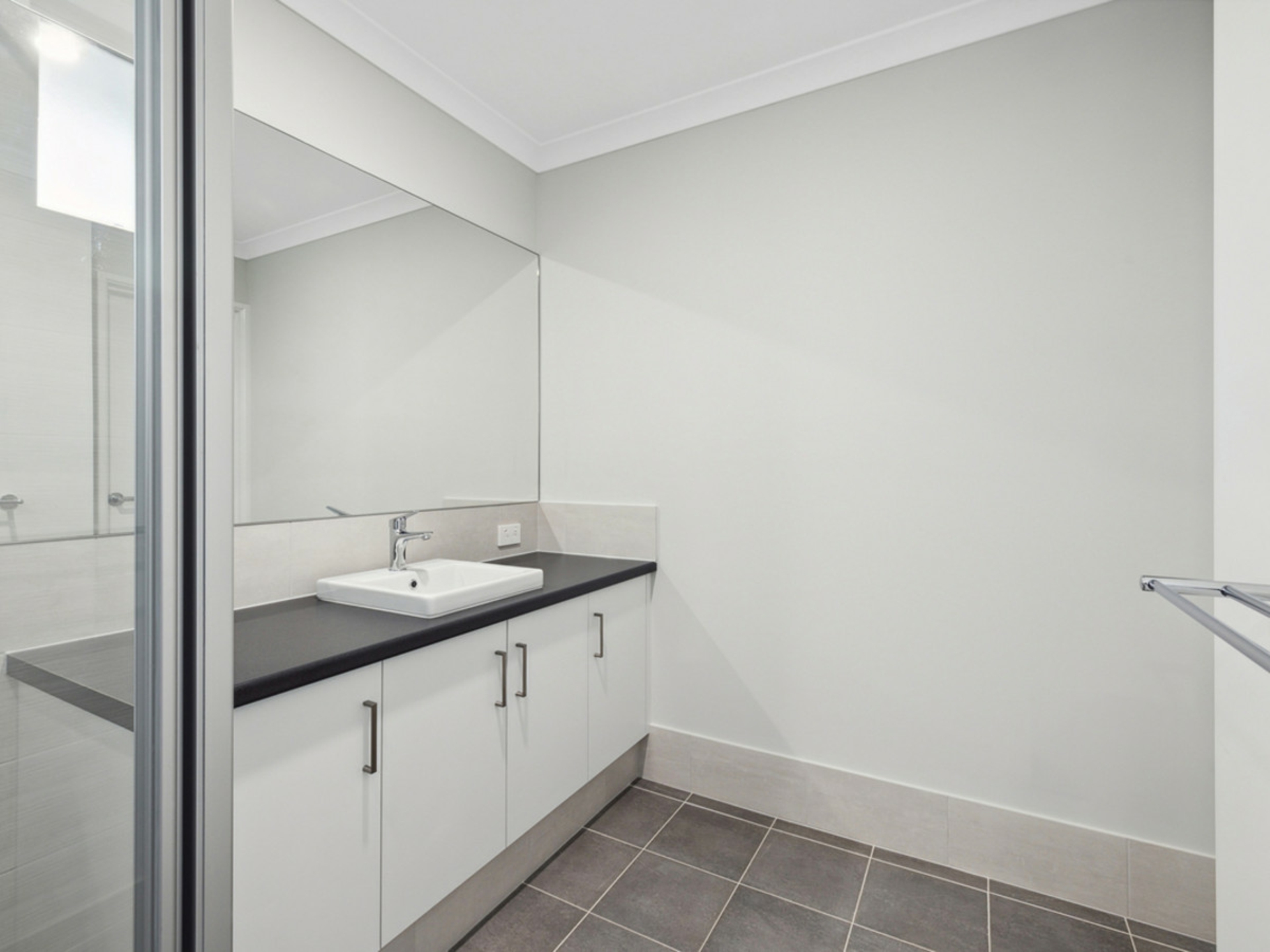 5 Negri Close, SOUTH GUILDFORD