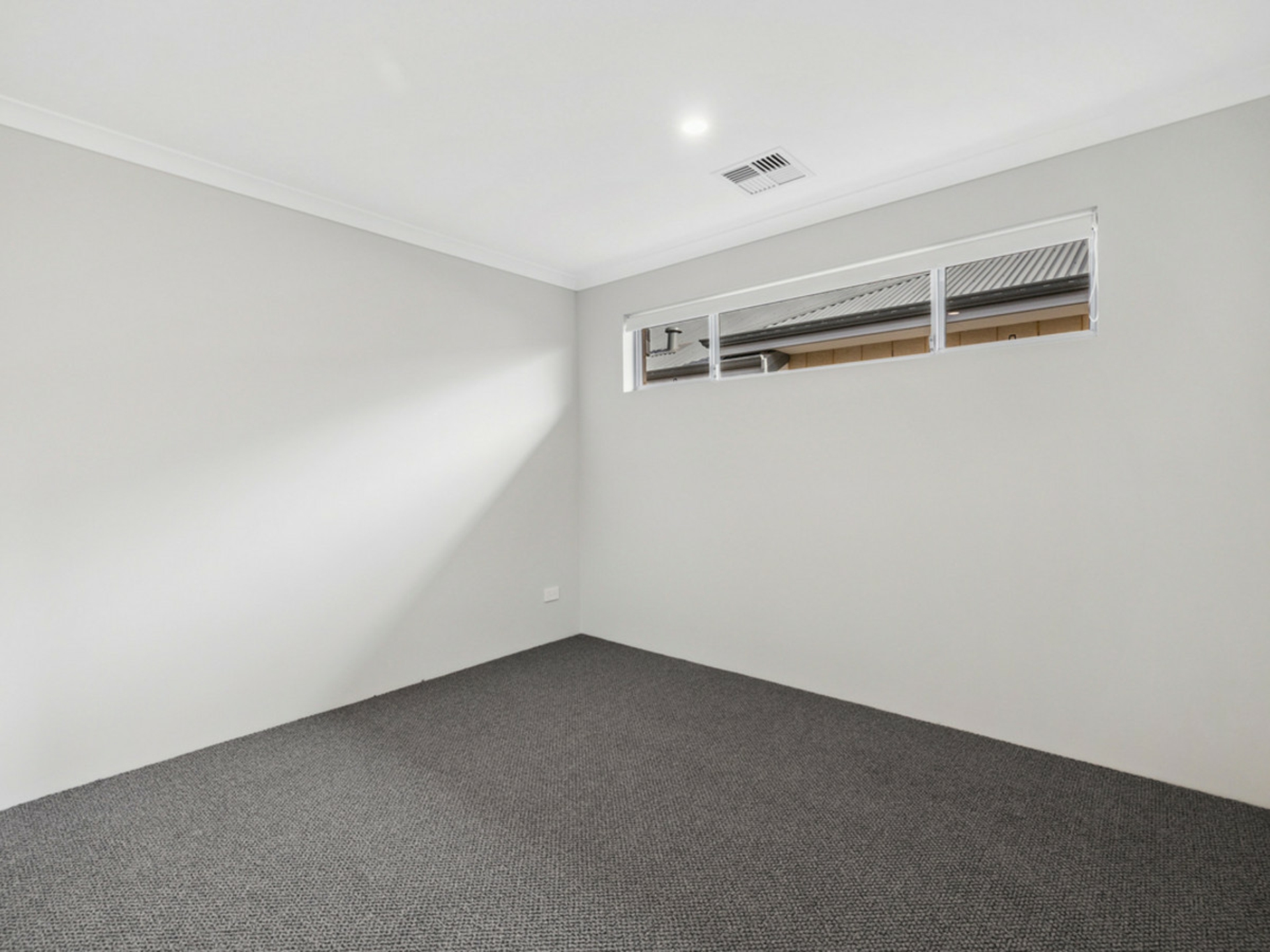 5 Negri Close, SOUTH GUILDFORD