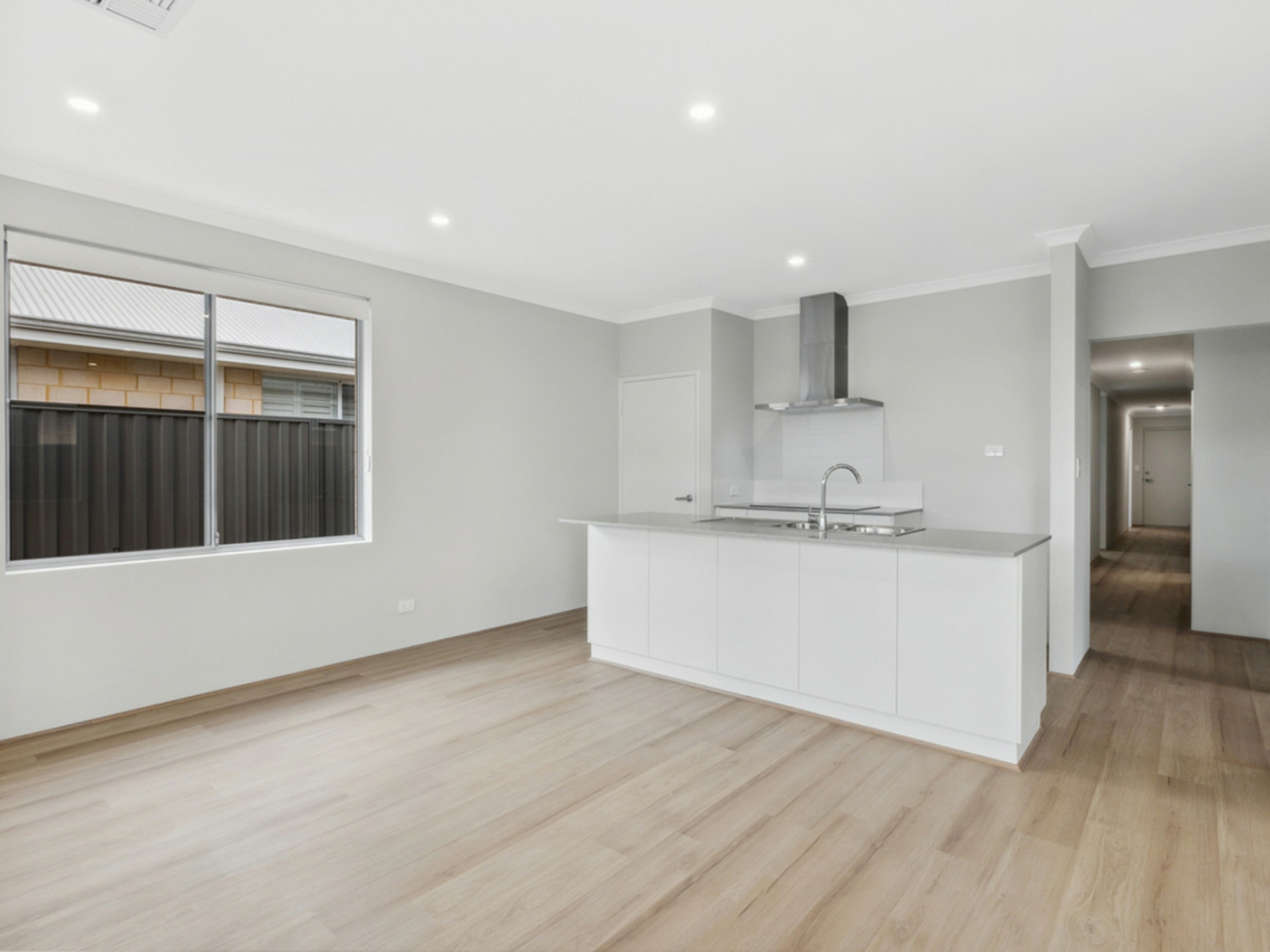 5 Negri Close, SOUTH GUILDFORD