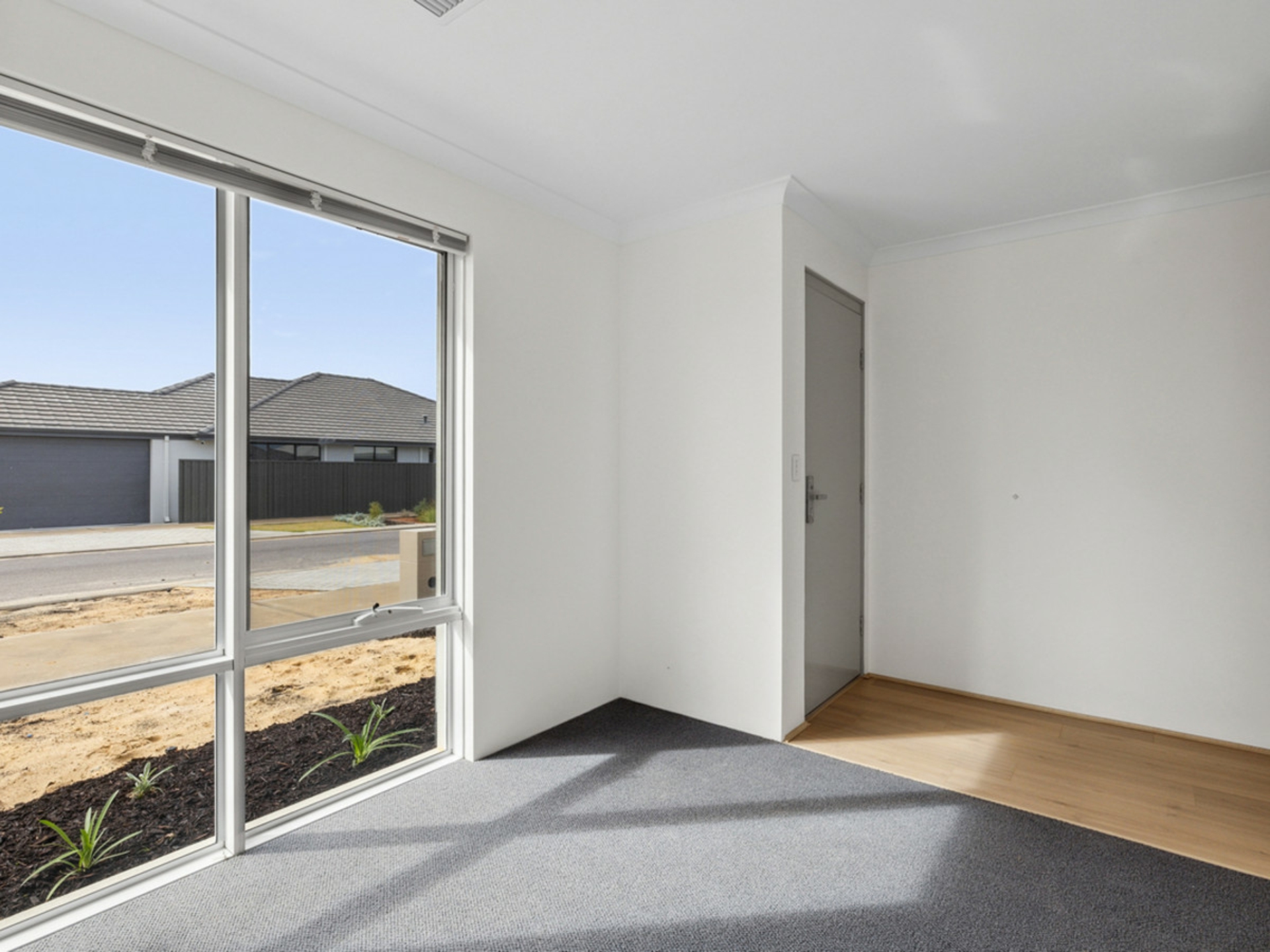 67 Denmark Loop, SOUTH GUILDFORD