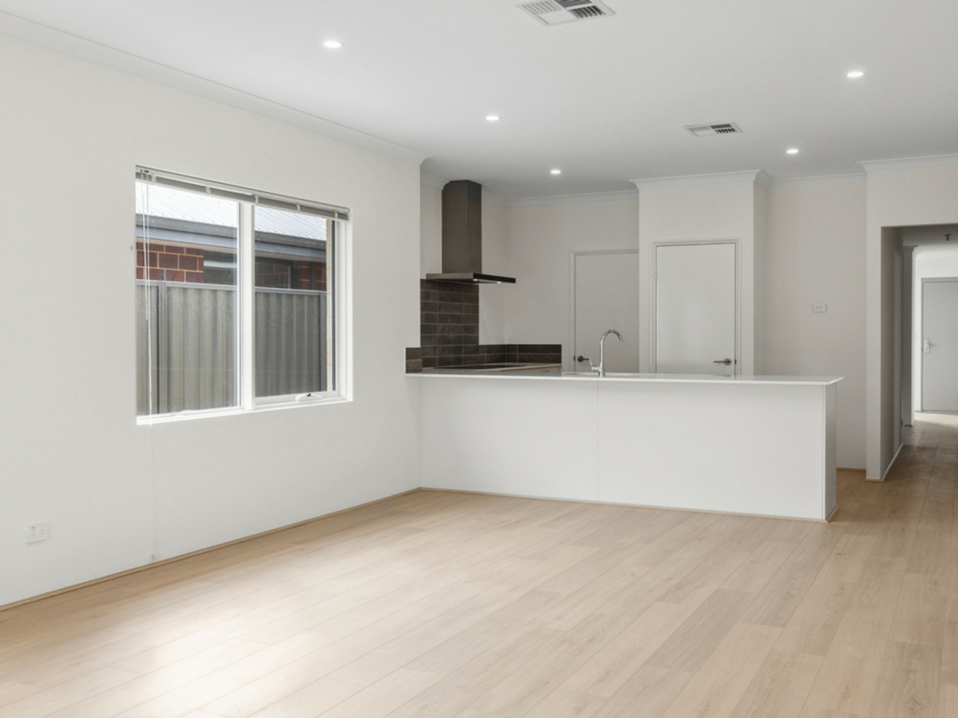 67 Denmark Loop, SOUTH GUILDFORD