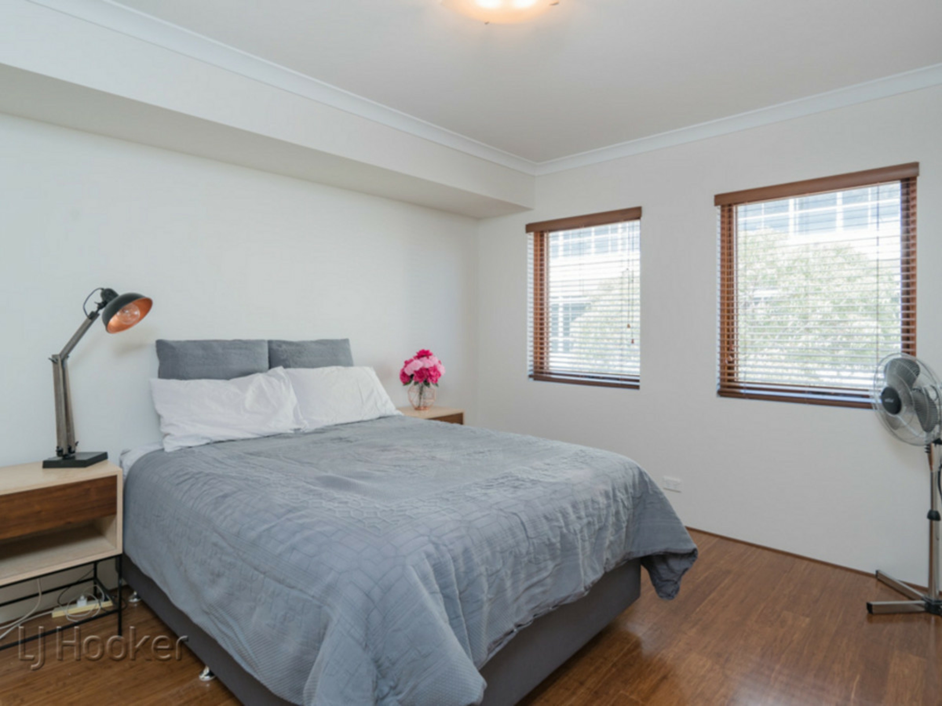5/150 Stirling Street, PERTH