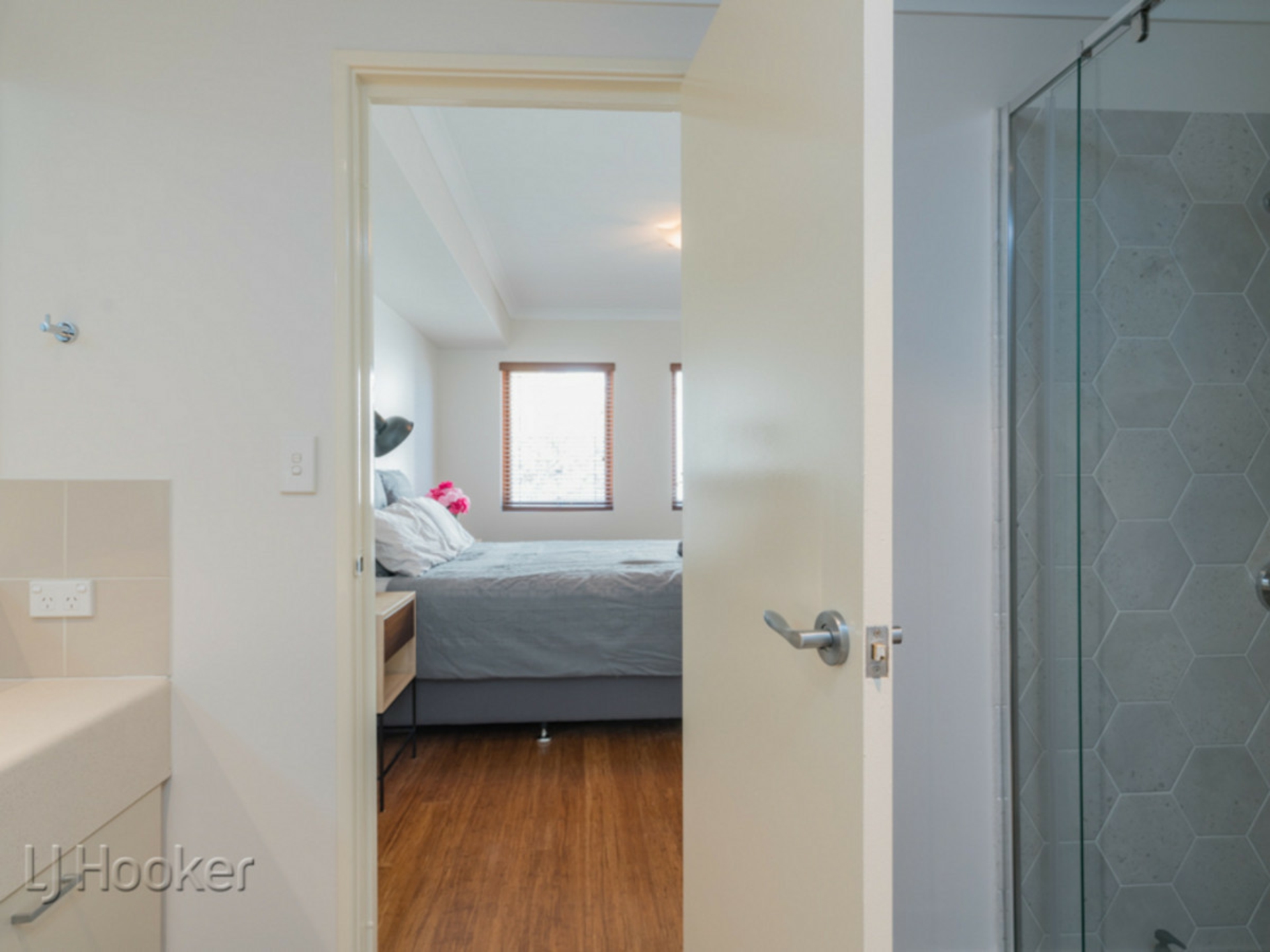 5/150 Stirling Street, PERTH