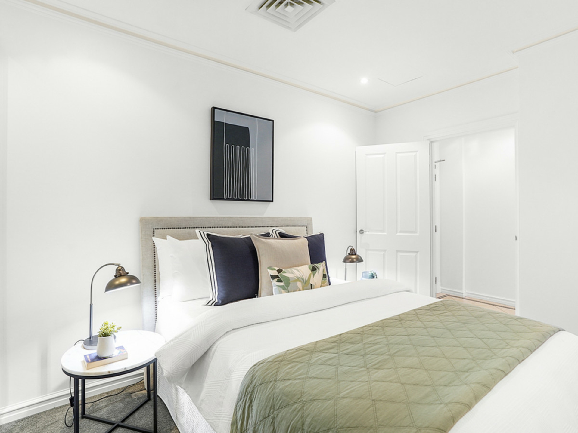 607/2 St Georges Terrace, PERTH