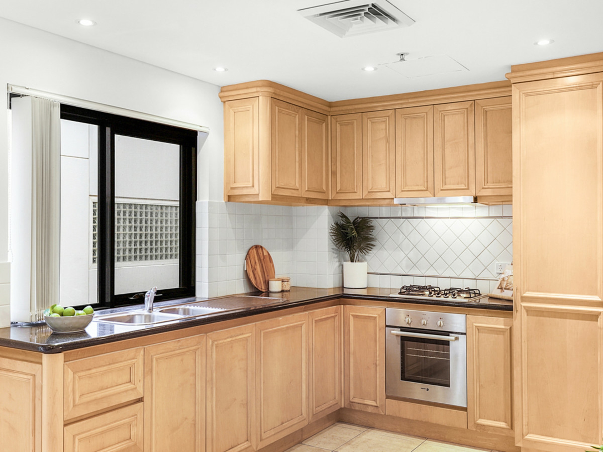 607/2 St Georges Terrace, PERTH