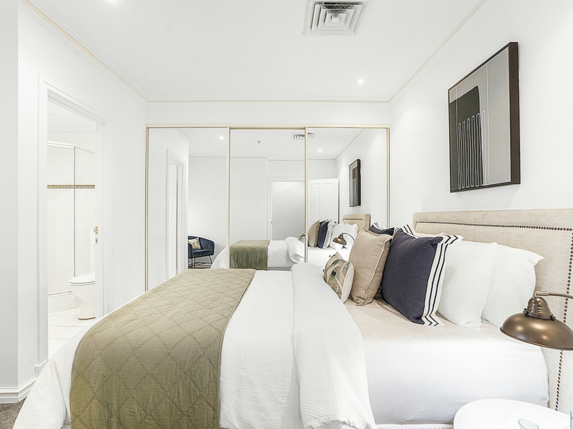 607/2 St Georges Terrace, PERTH