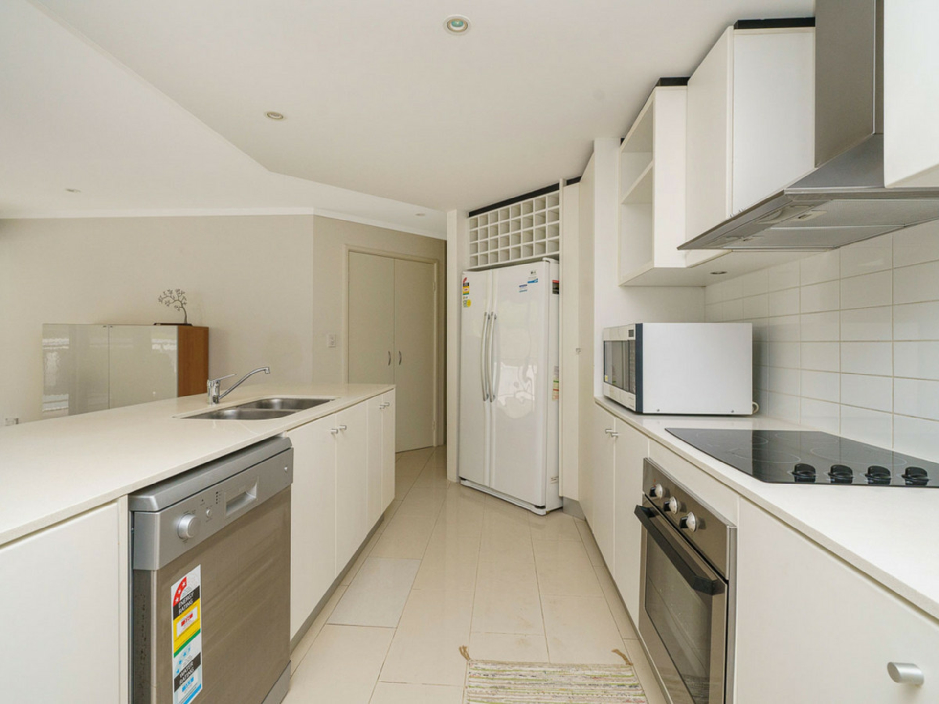 6/138 Mounts Bay Road, PERTH