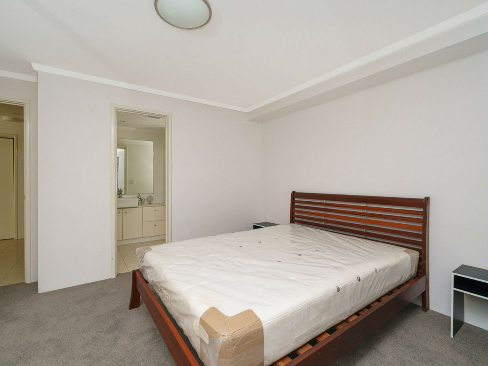 6/138 Mounts Bay Road, PERTH