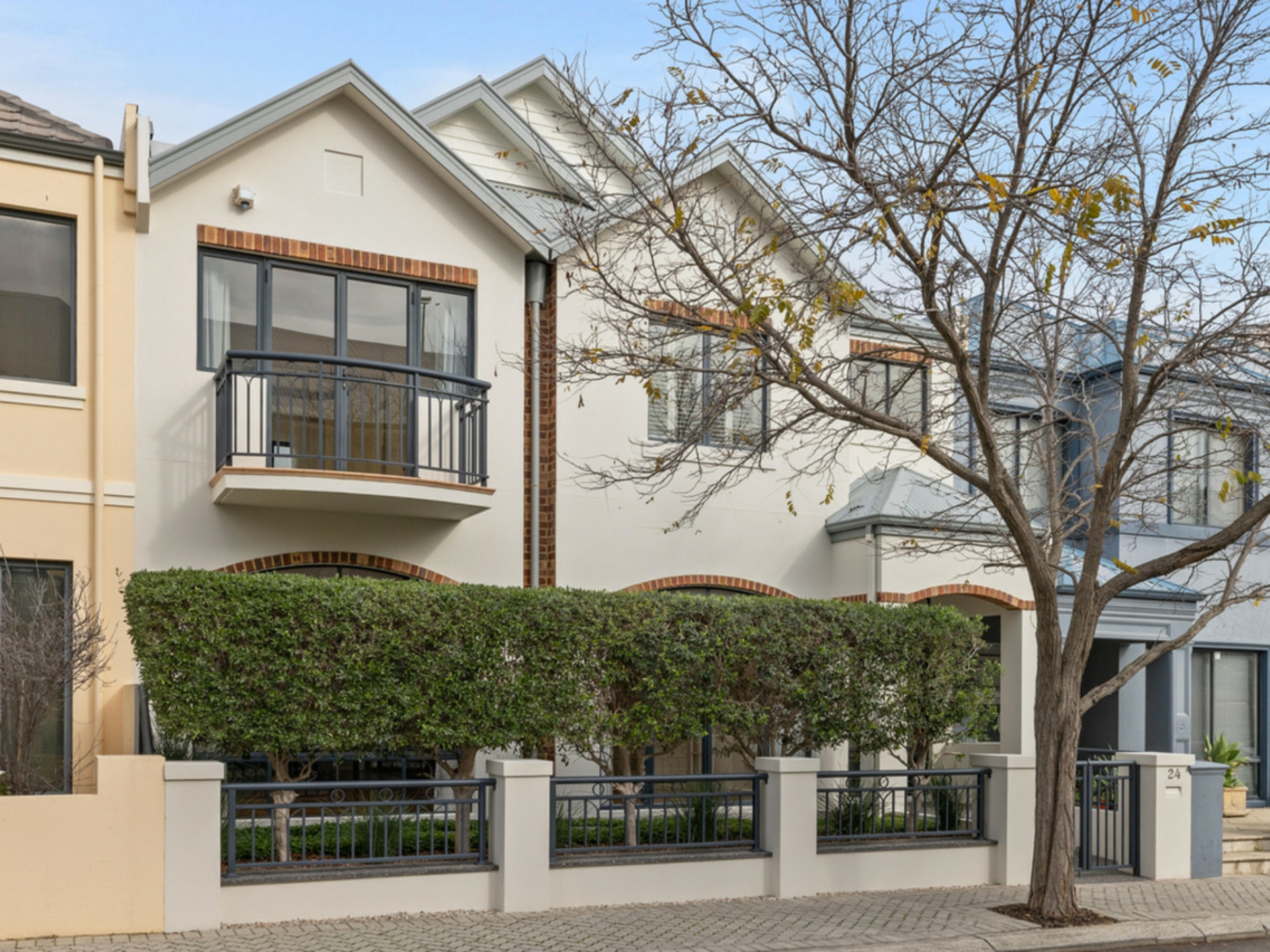 24 Tully Road, EAST PERTH