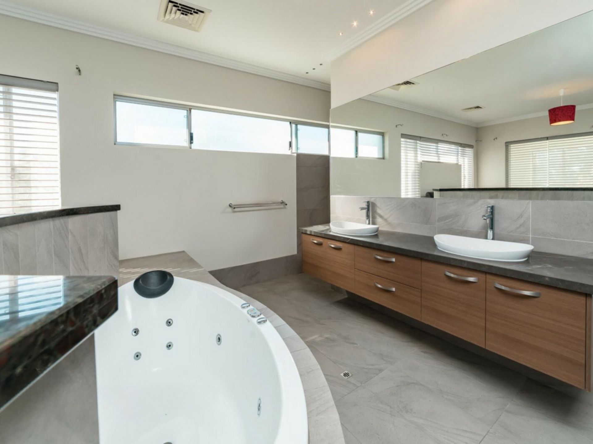 31 Sedgeland Way, ASCOT