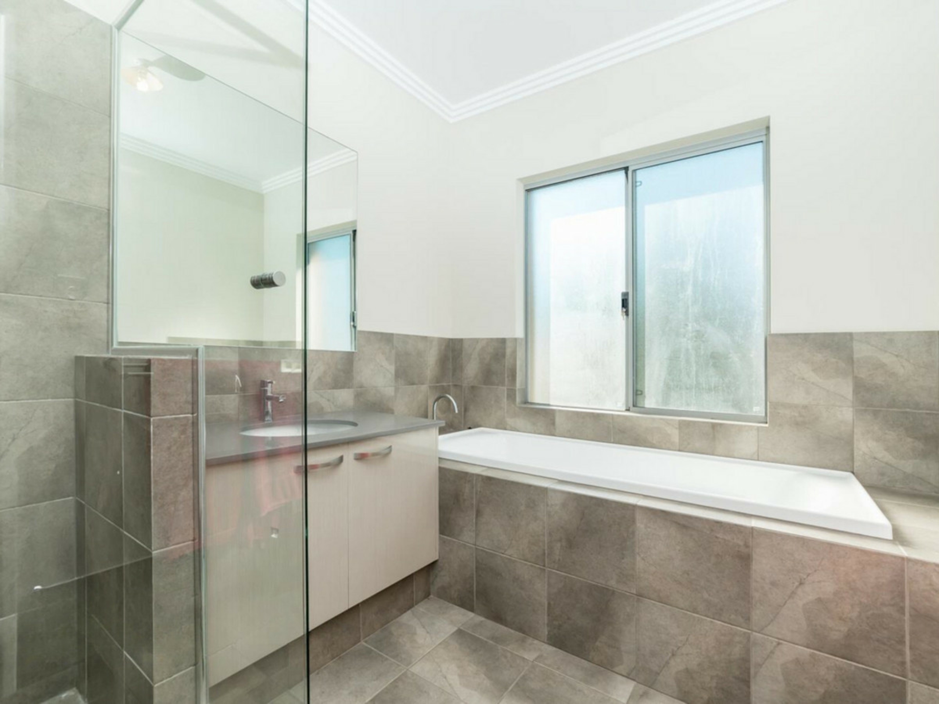 31 Sedgeland Way, ASCOT