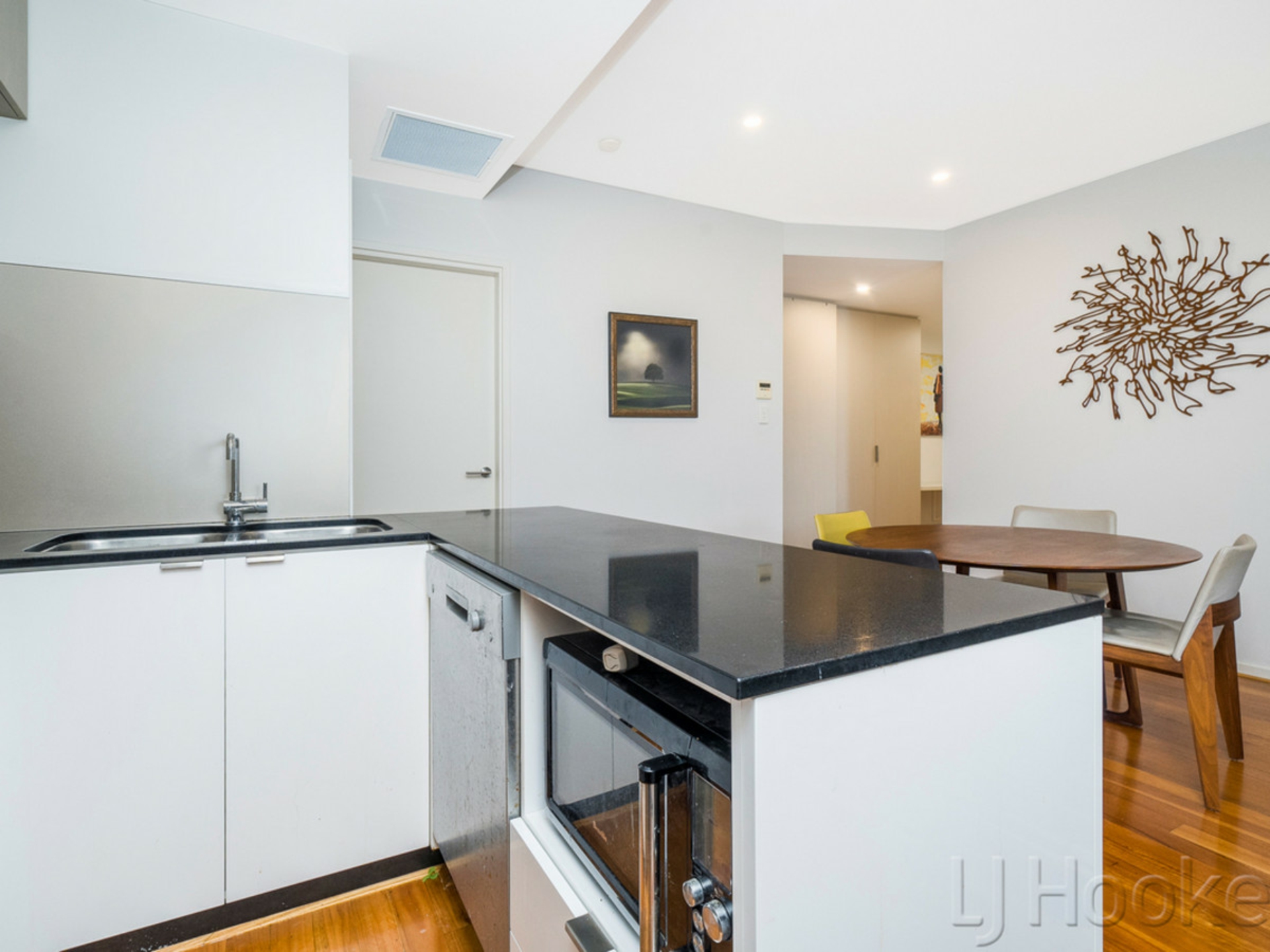 415/15 Roydhouse Street, SUBIACO