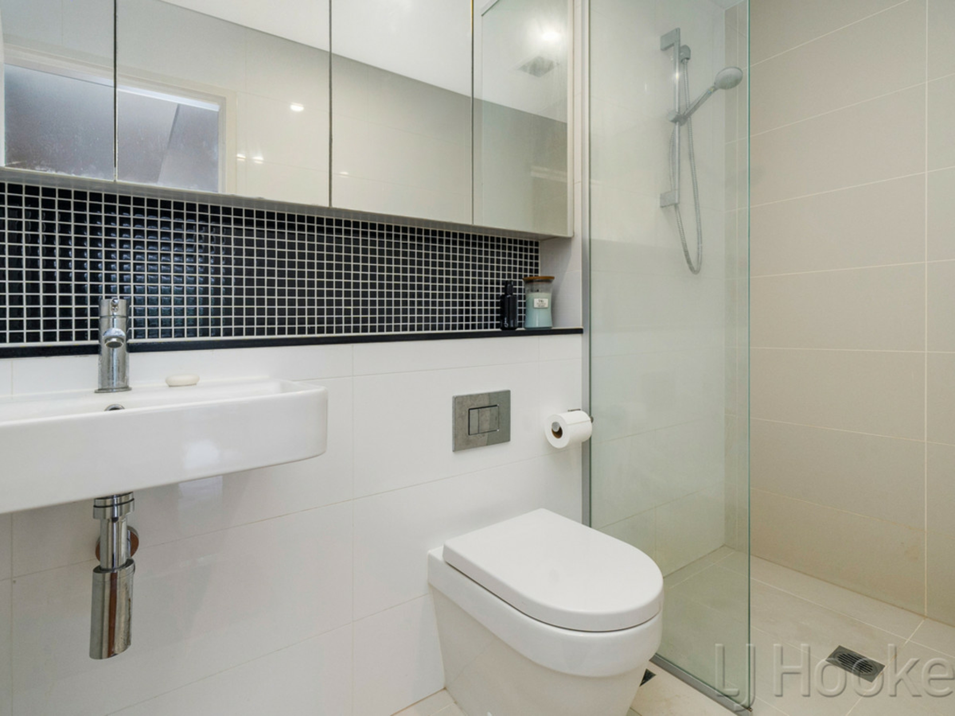 415/15 Roydhouse Street, SUBIACO