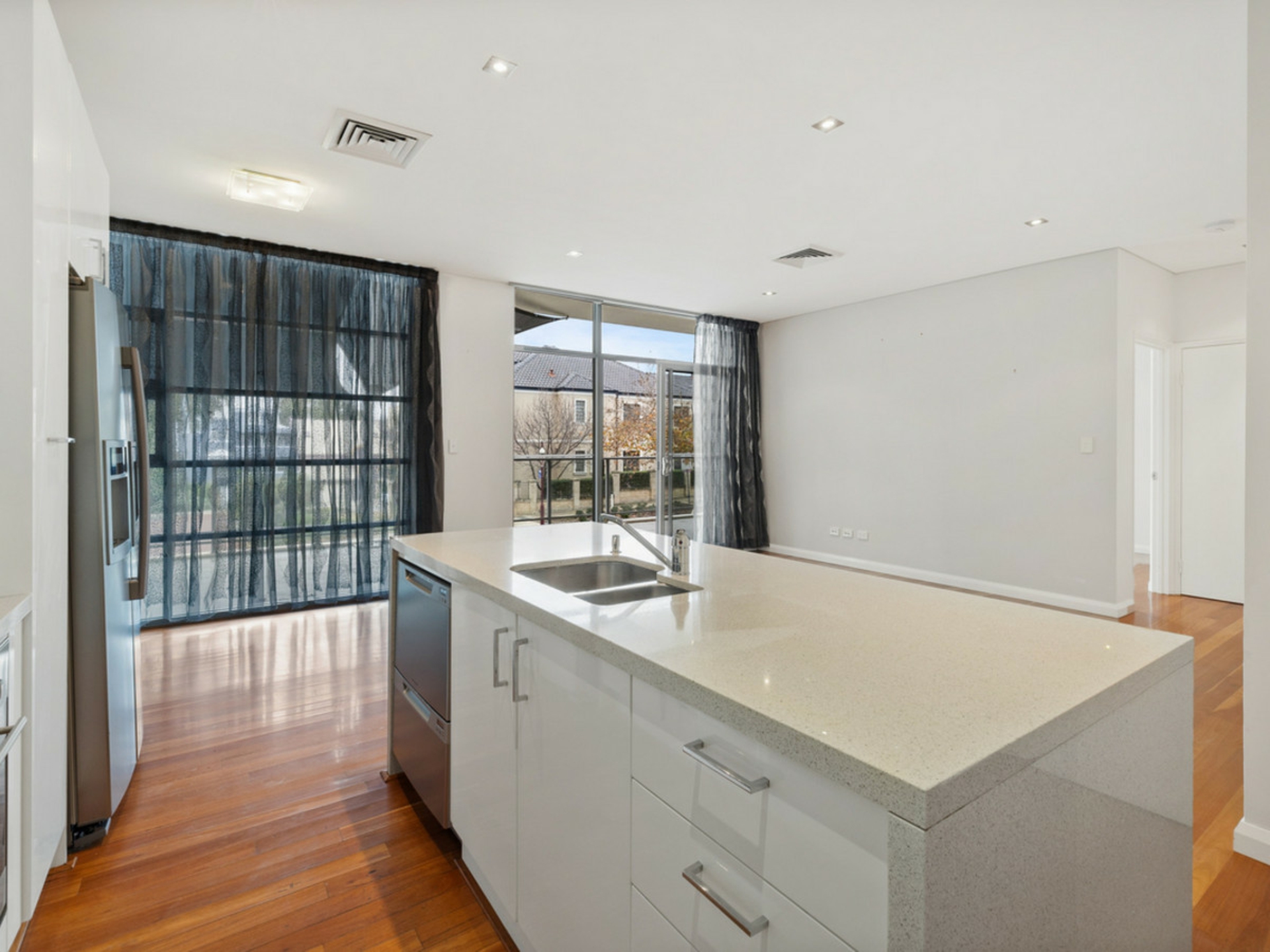 1/47 Tully Road, EAST PERTH