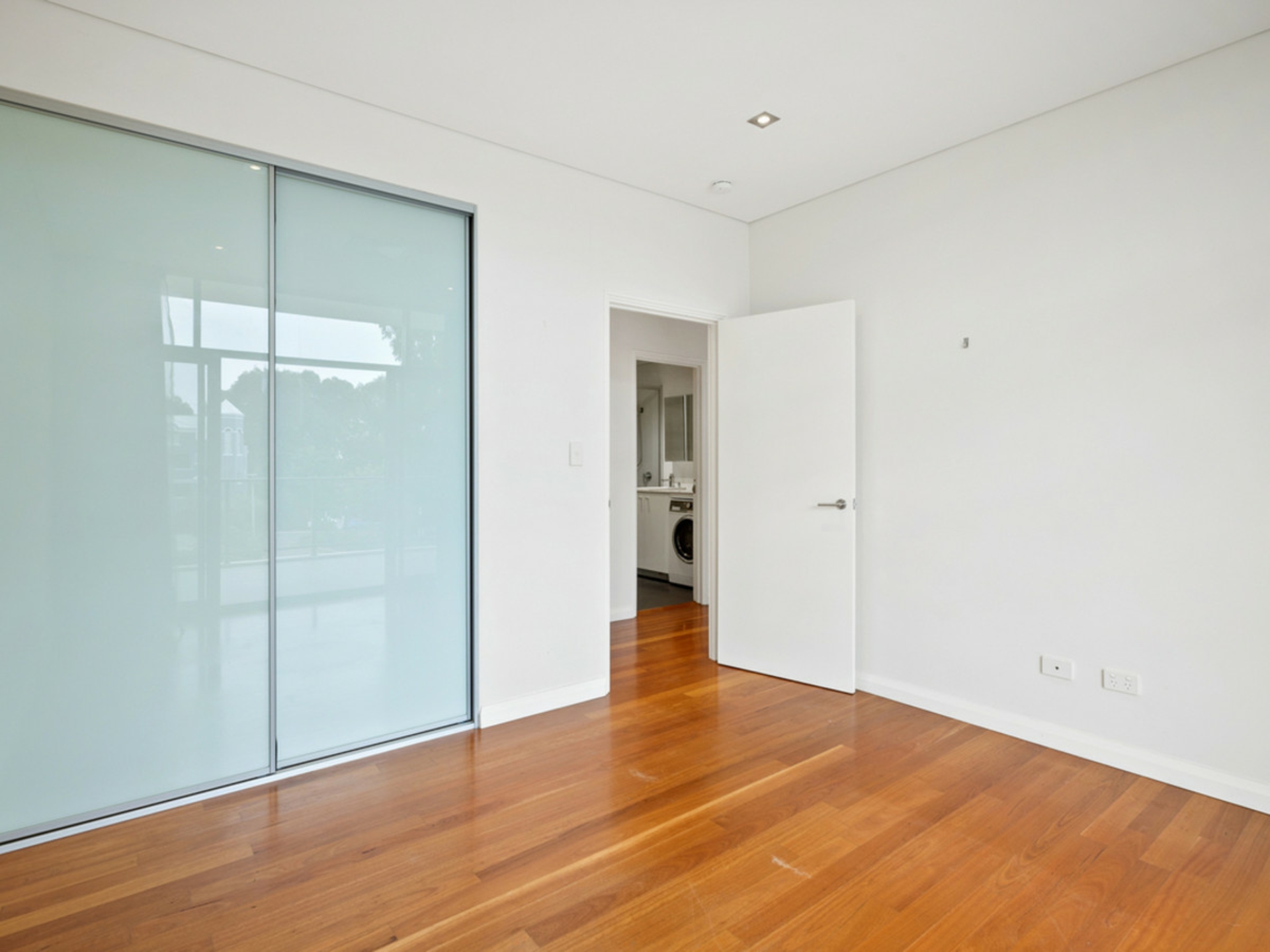 1/47 Tully Road, EAST PERTH