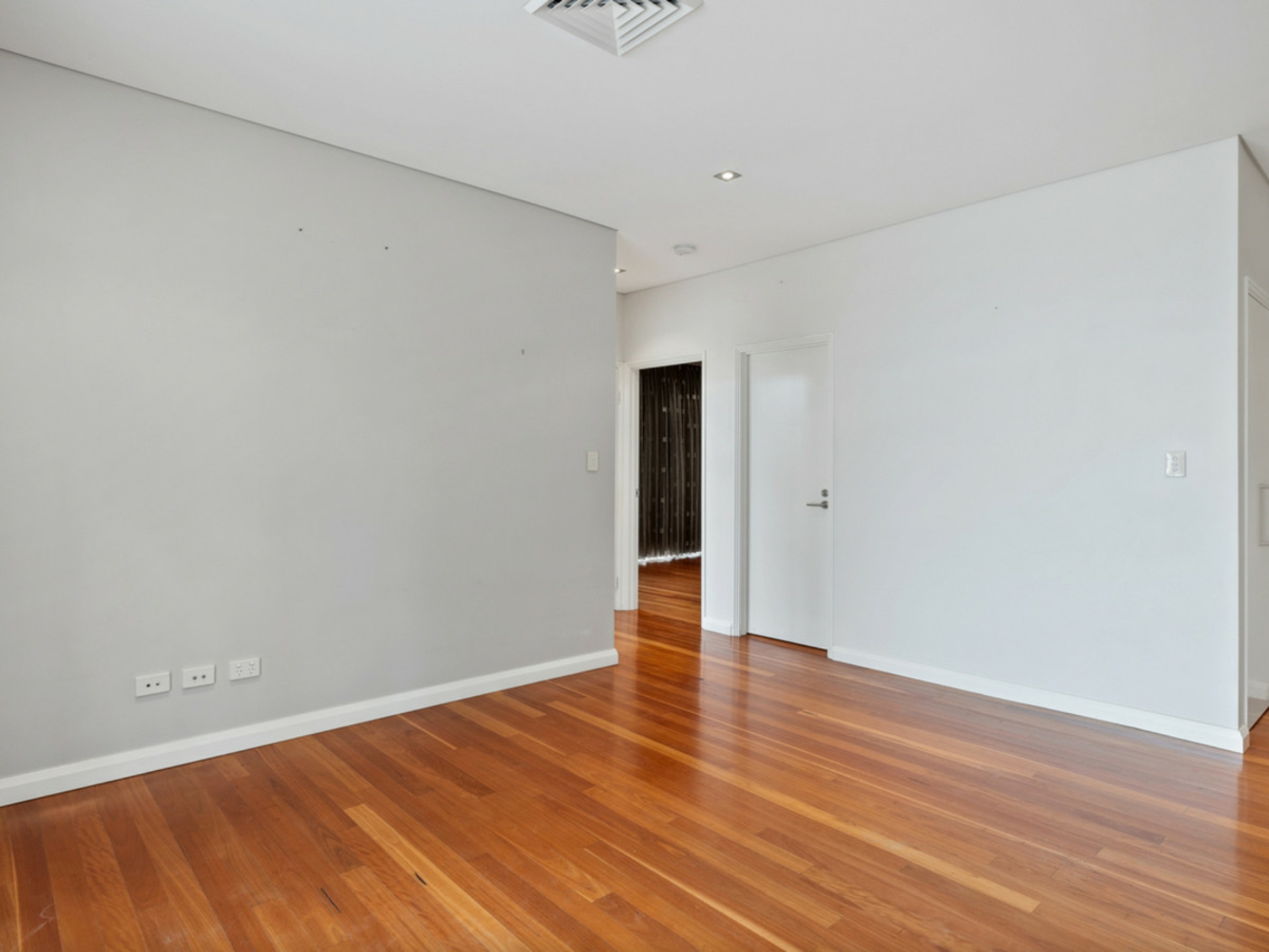 1/47 Tully Road, EAST PERTH