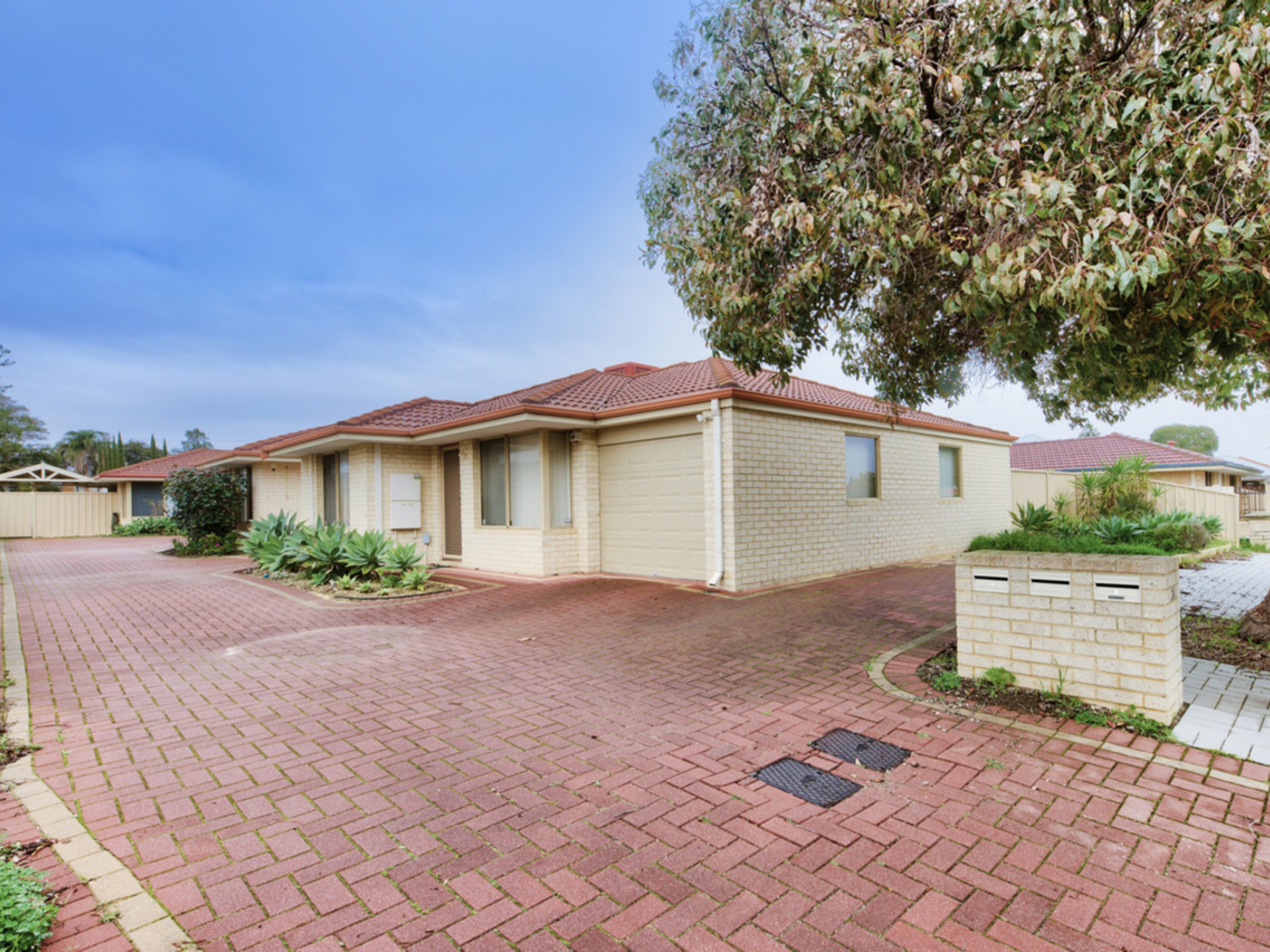 24a Eastdene Circle, NOLLAMARA