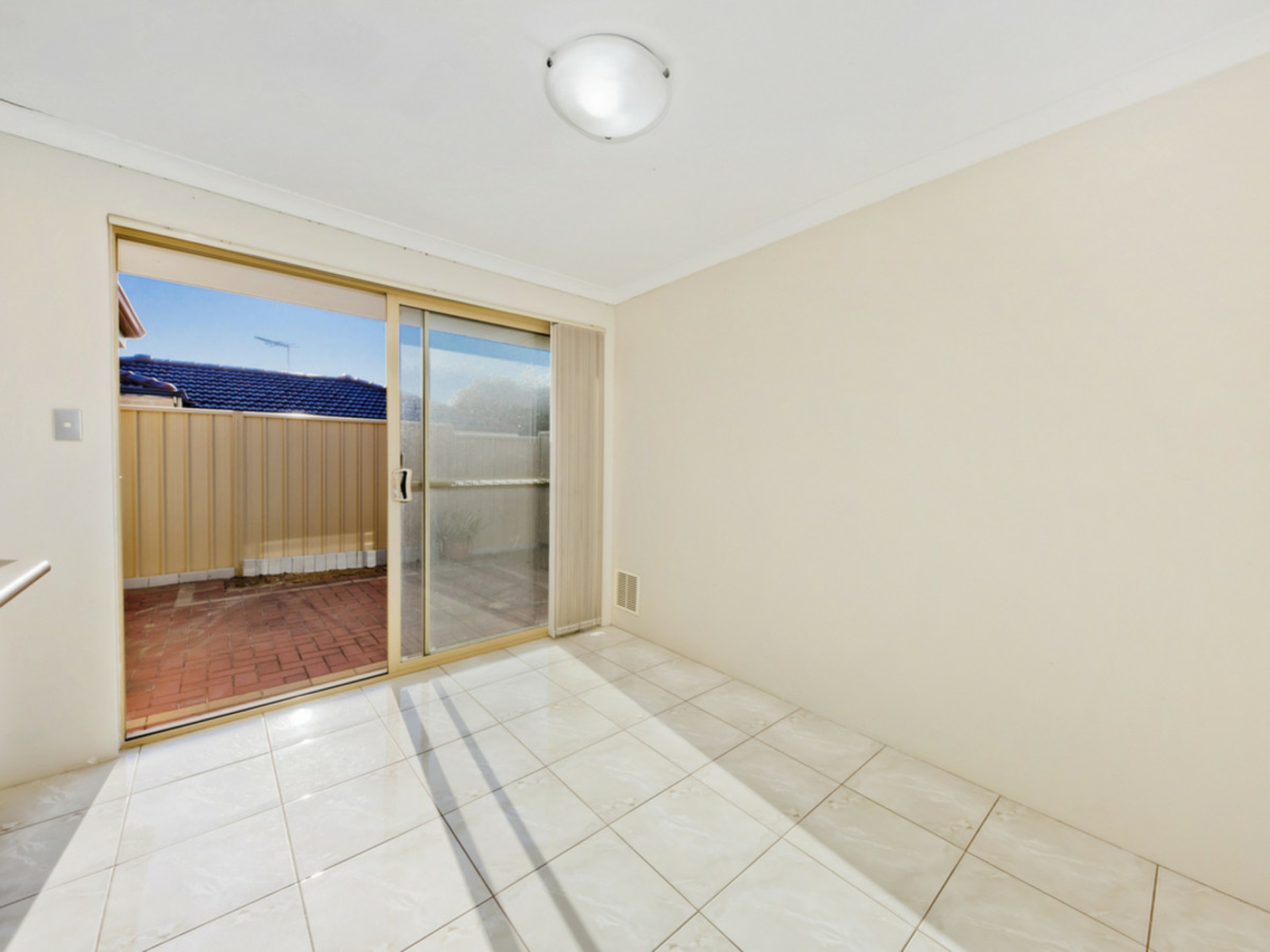 24a Eastdene Circle, NOLLAMARA