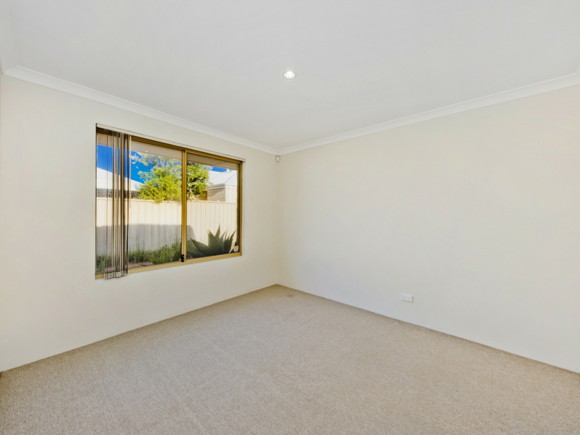 24a Eastdene Circle, NOLLAMARA