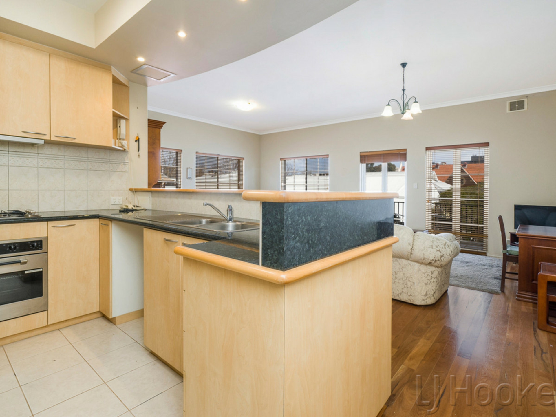 33/2 Mayfair Street, WEST PERTH