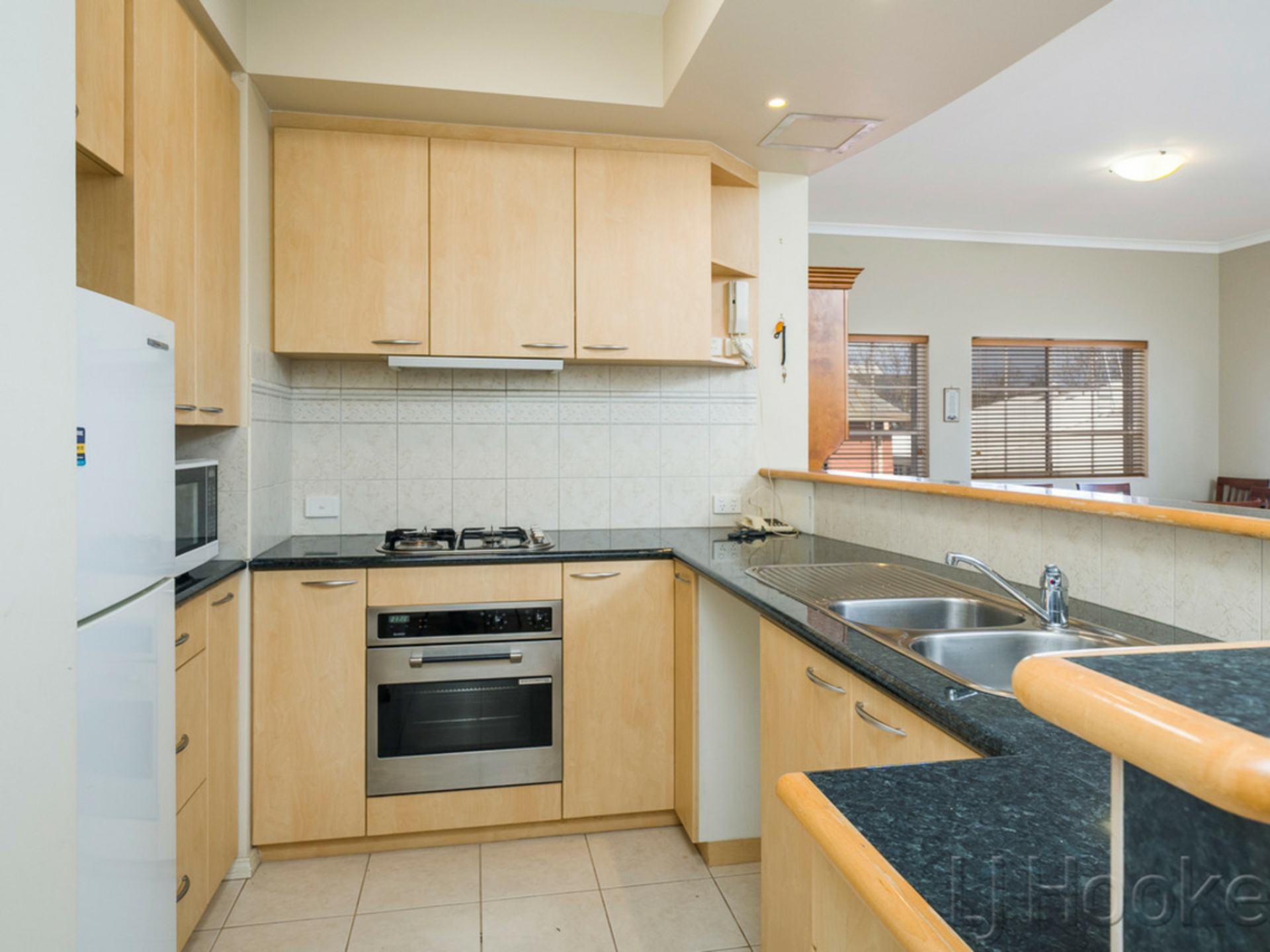 33/2 Mayfair Street, WEST PERTH