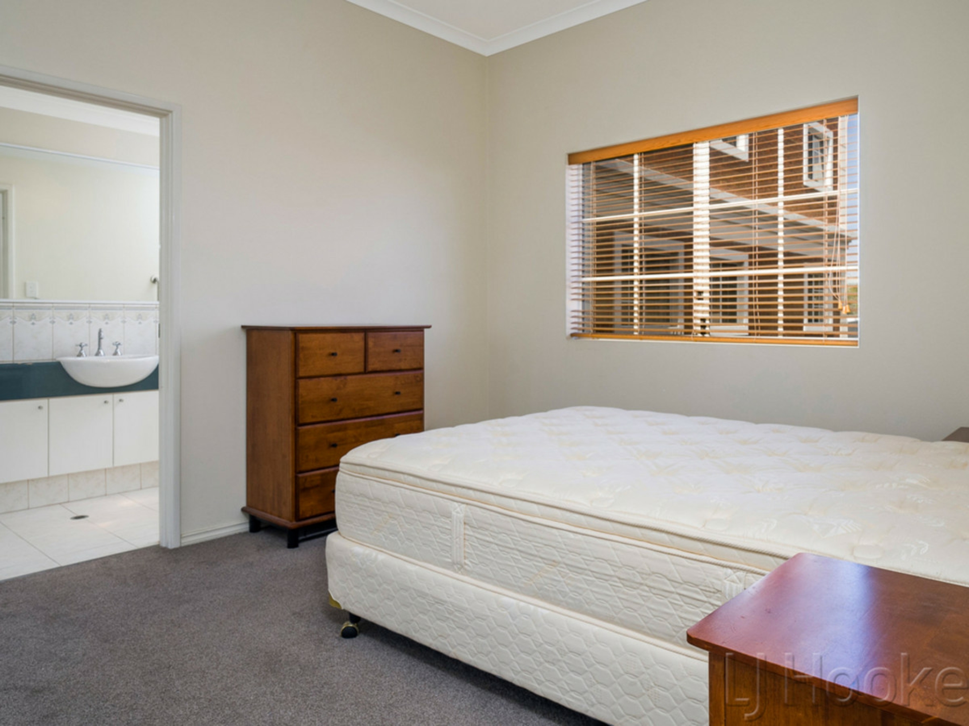 33/2 Mayfair Street, WEST PERTH